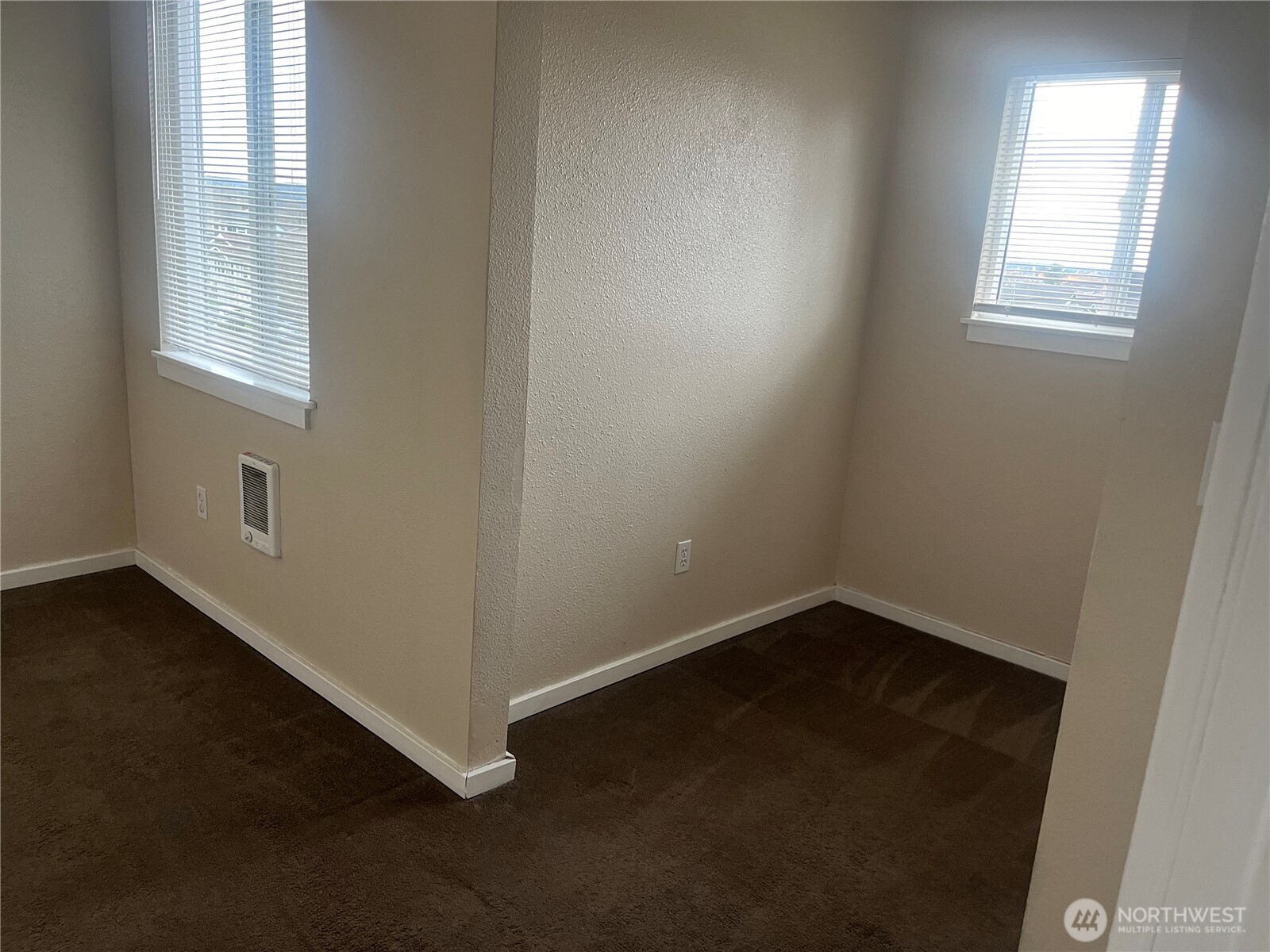 220 W 4th Street , Aberdeen, WA 98520