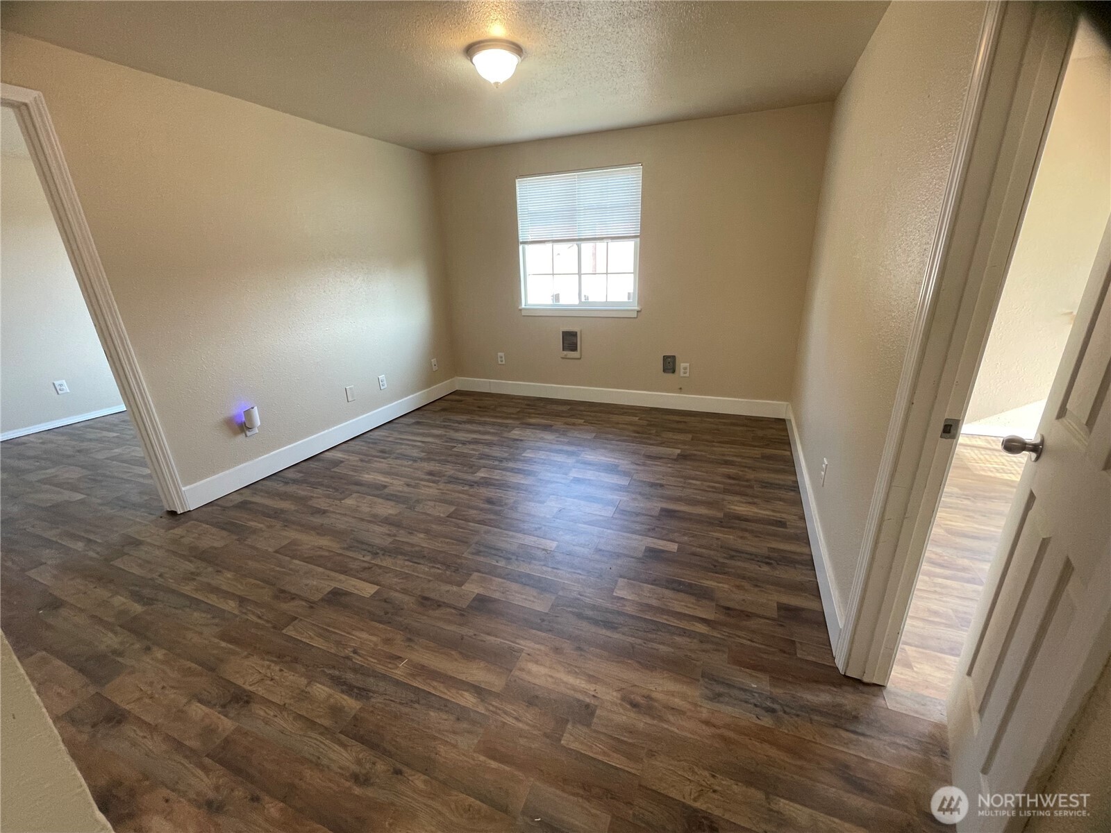220 W 4th Street , Aberdeen, WA 98520
