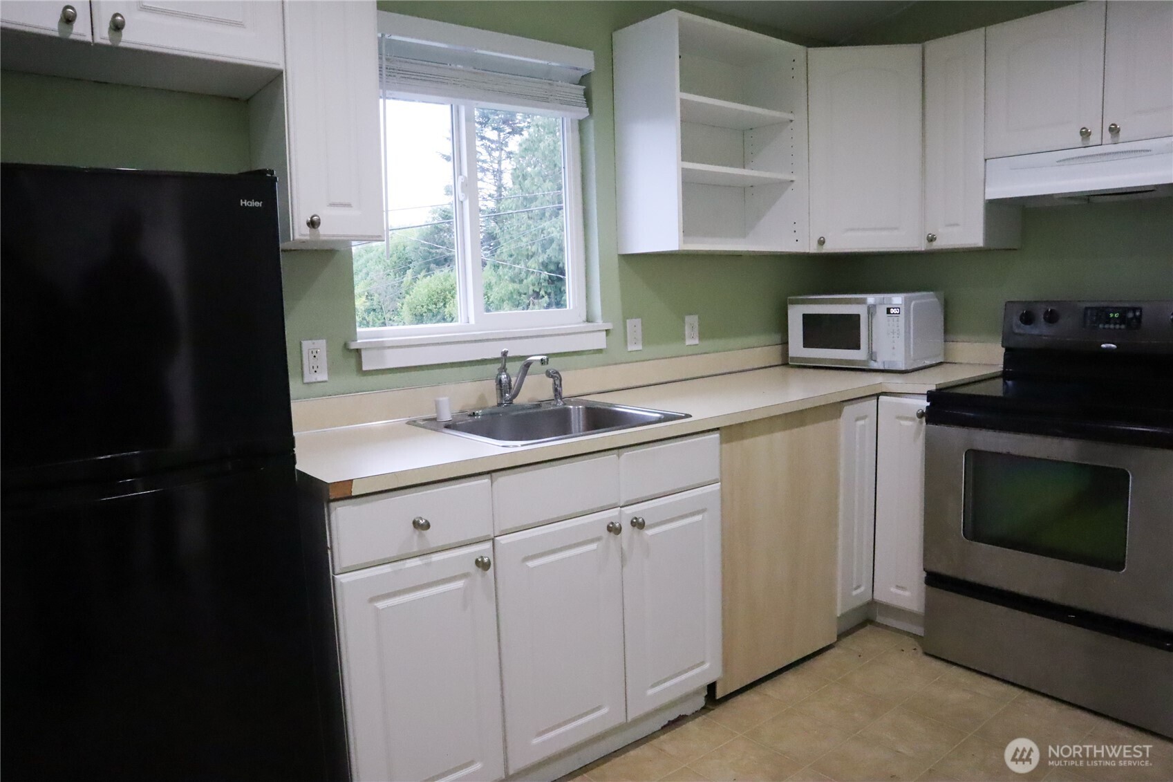 220 W 4th Street , Aberdeen, WA 98520