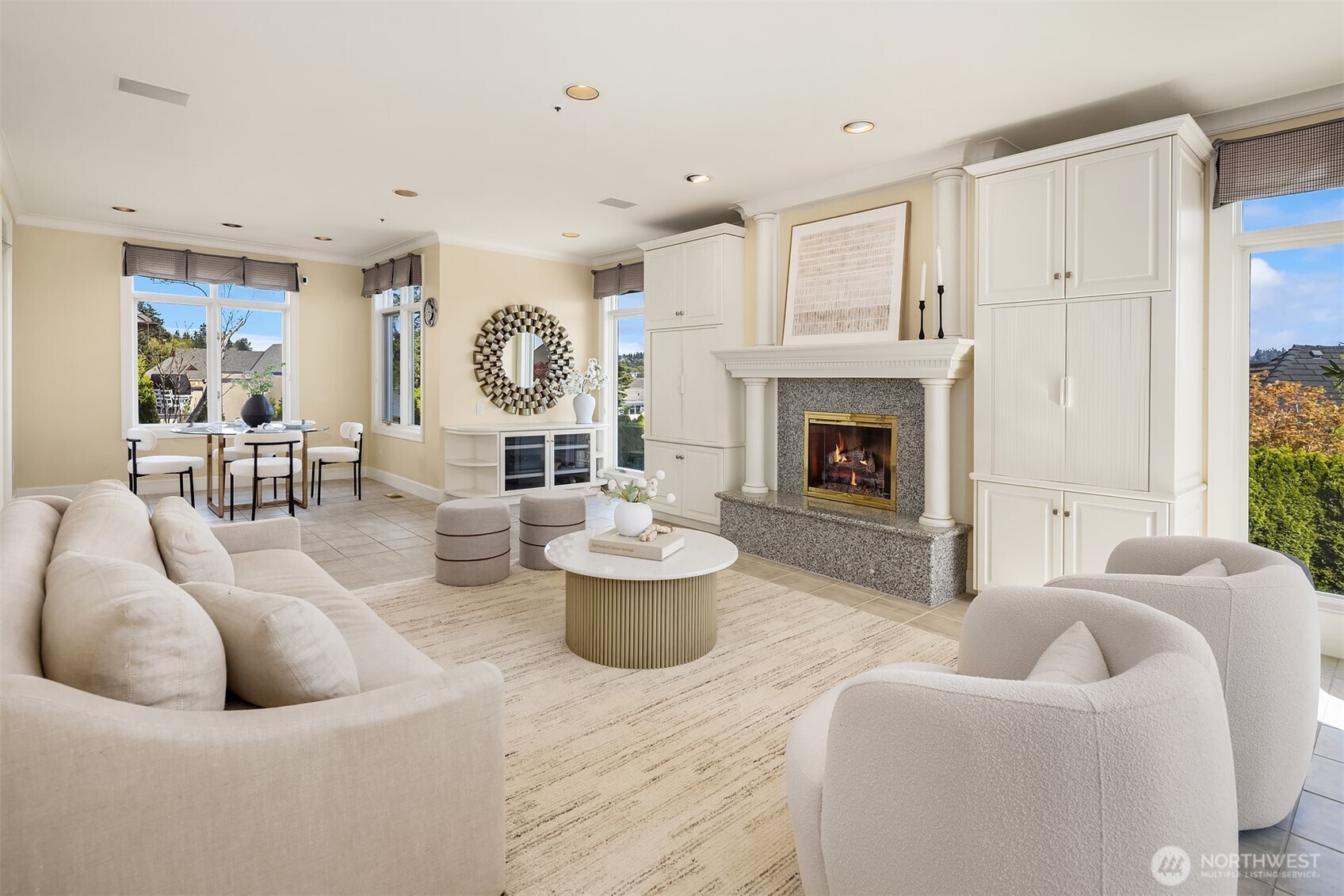 8496 NE Woodland Cove Drive , Kirkland, WA 98034