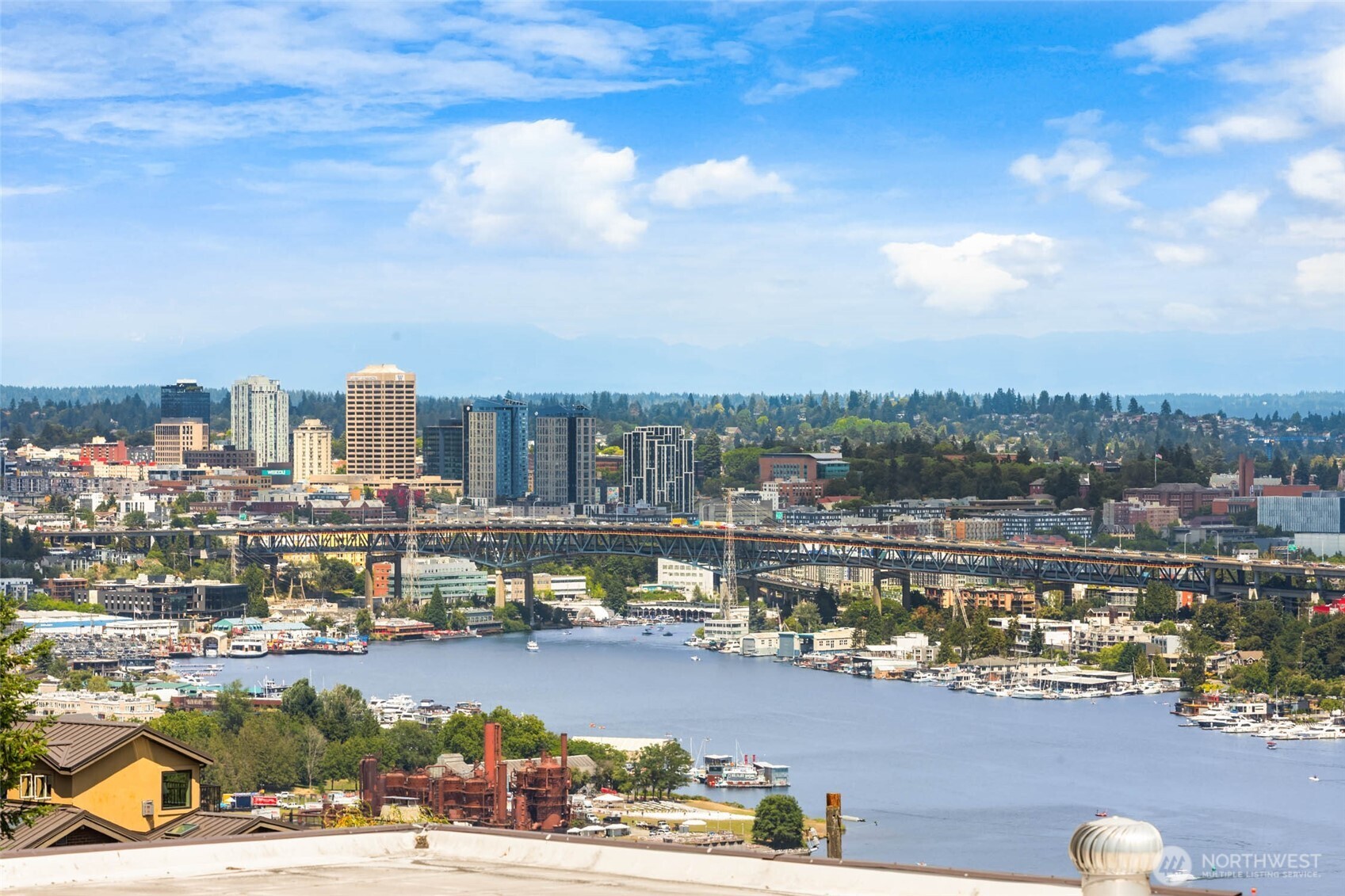 1918 5th Avenue N #B, Seattle, WA 98109