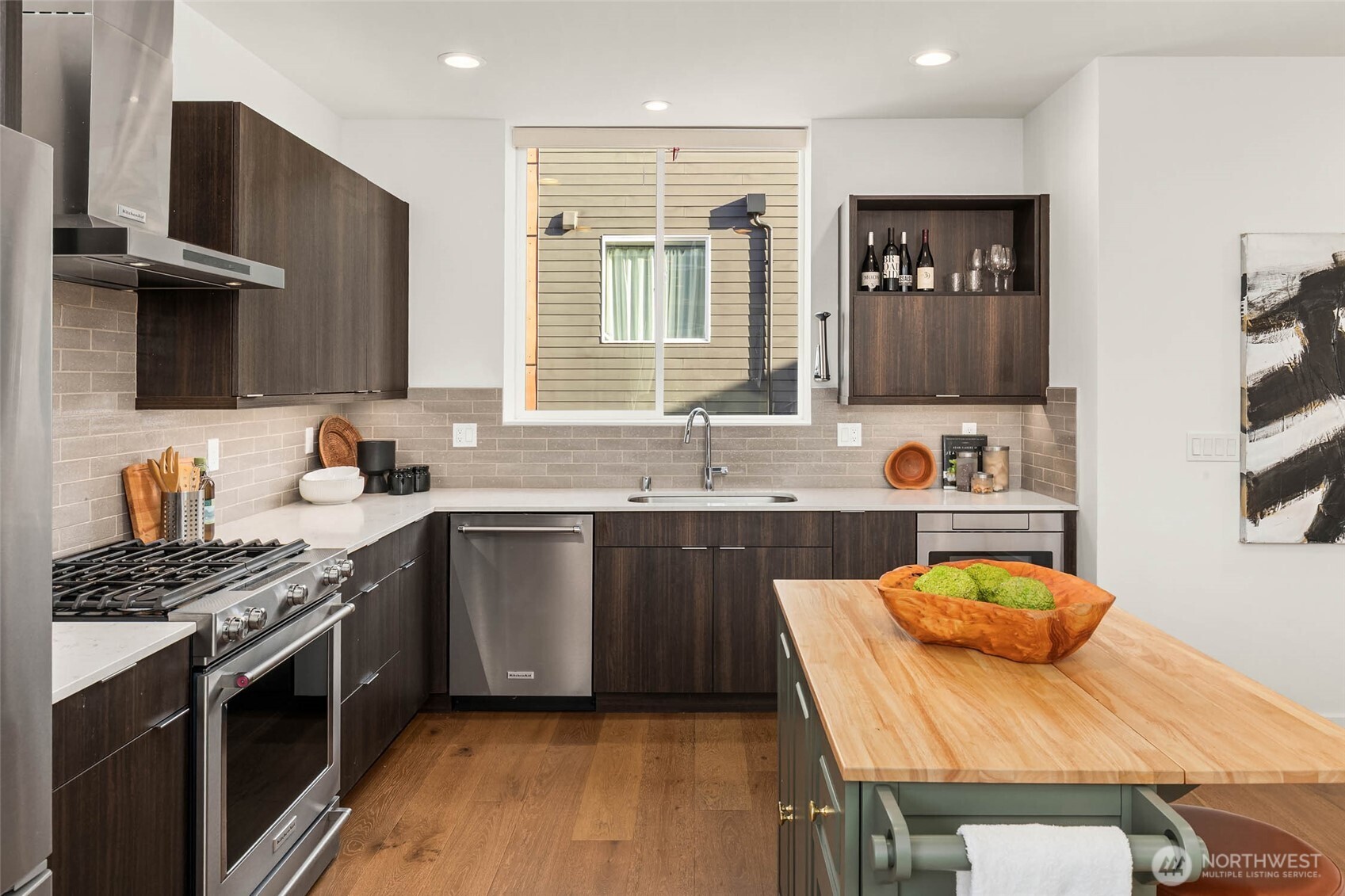 1918 5th Avenue N #B, Seattle, WA 98109