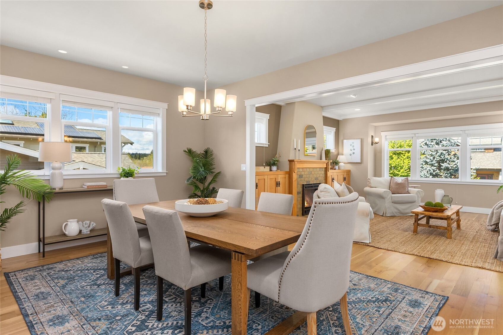 633 Pierce Court NW, Bainbridge Island, WA 98110