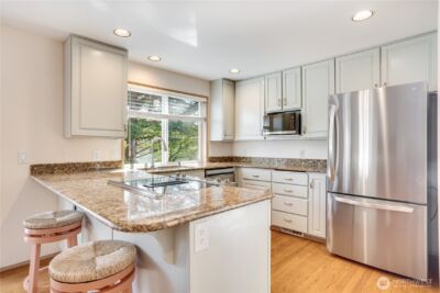 12715 SE 306th Street , Auburn, WA 98092 - Photo 8