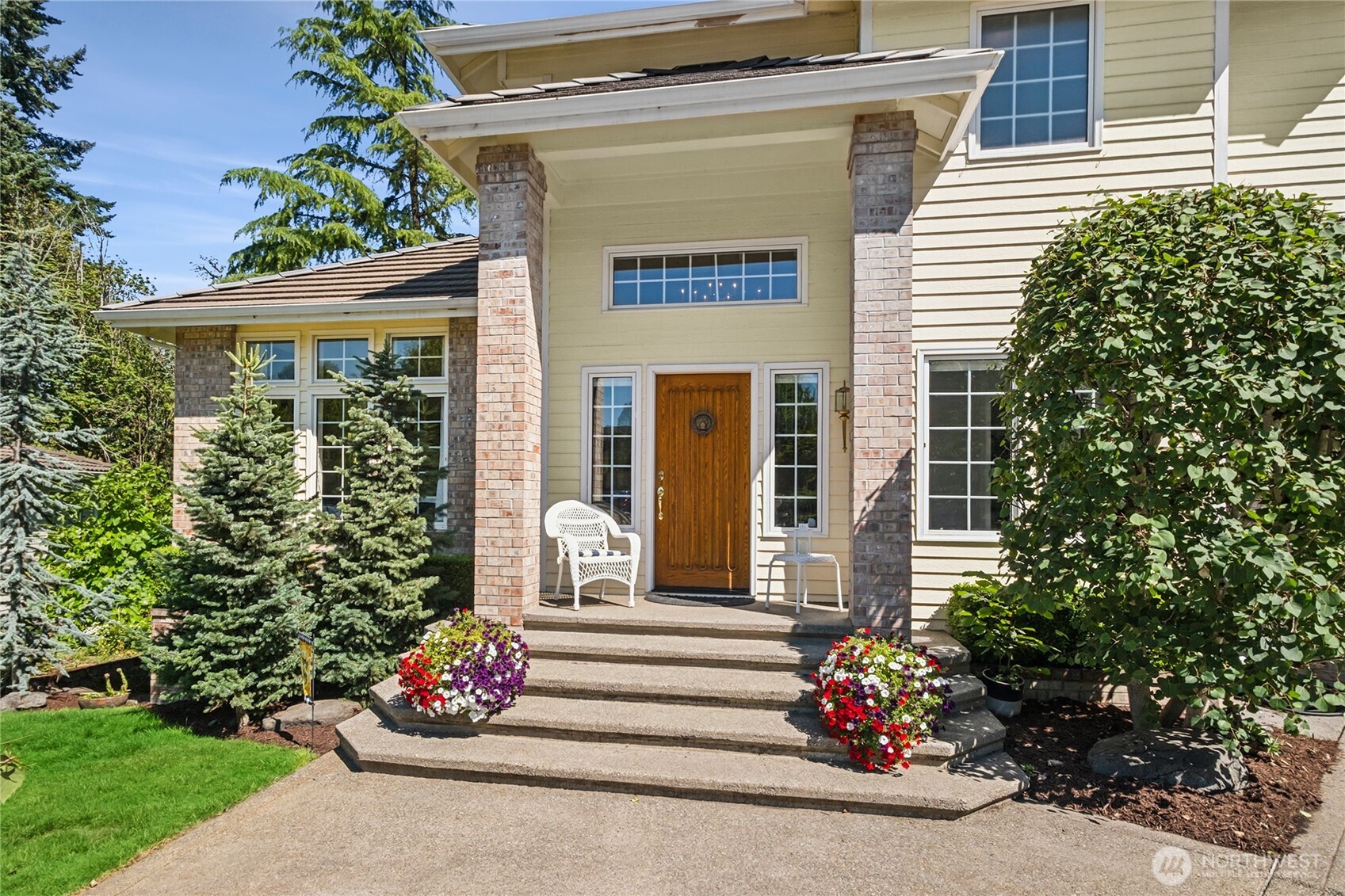 932 16th Avenue Ct SE, Puyallup, WA 98372