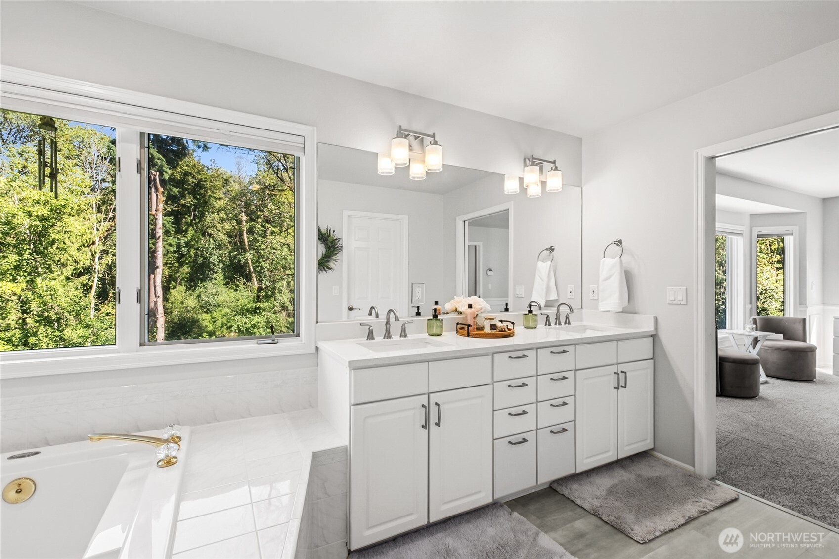 932 16th Avenue Ct SE, Puyallup, WA 98372