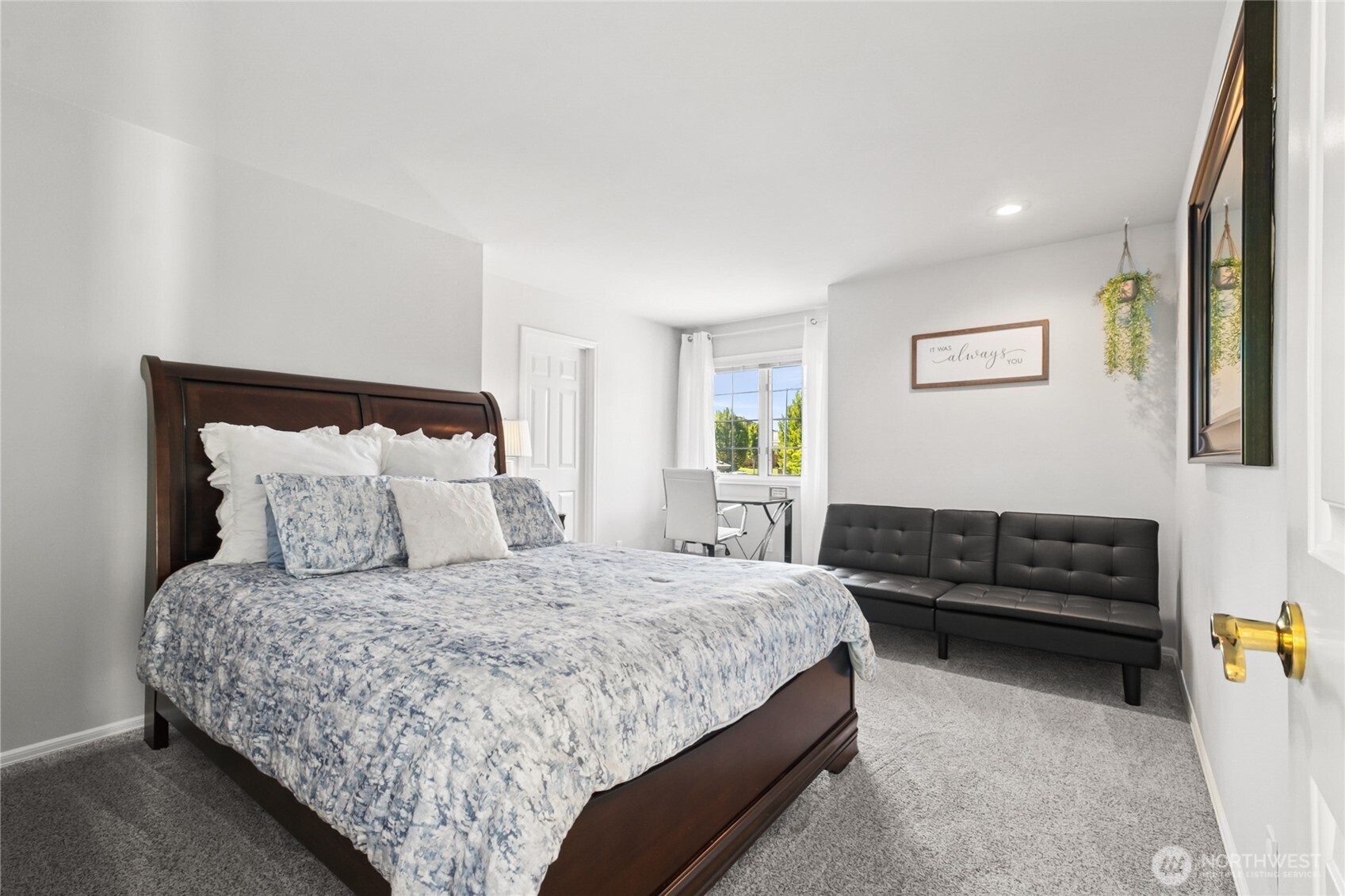 932 16th Avenue Ct SE, Puyallup, WA 98372