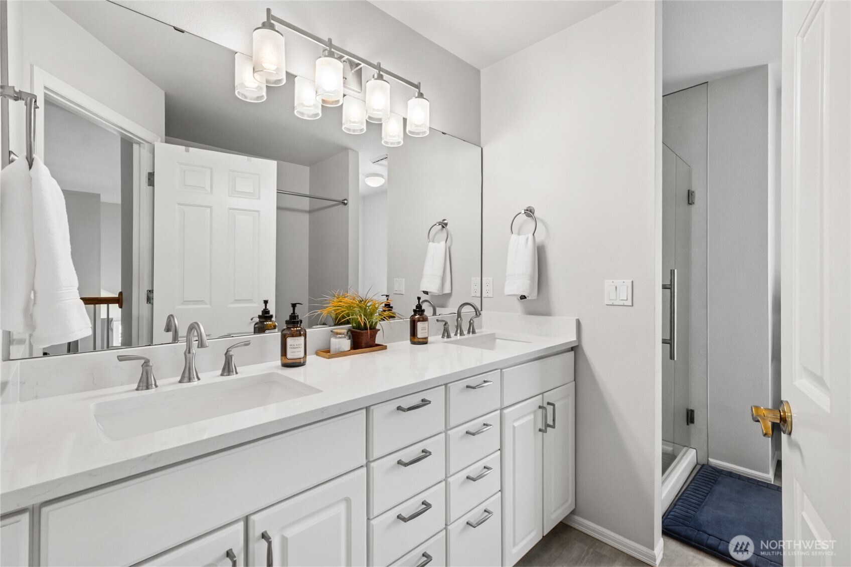 932 16th Avenue Ct SE, Puyallup, WA 98372