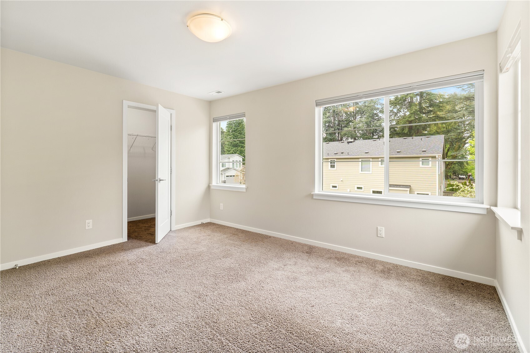 17712 88th Place NE, Bothell, WA 98011