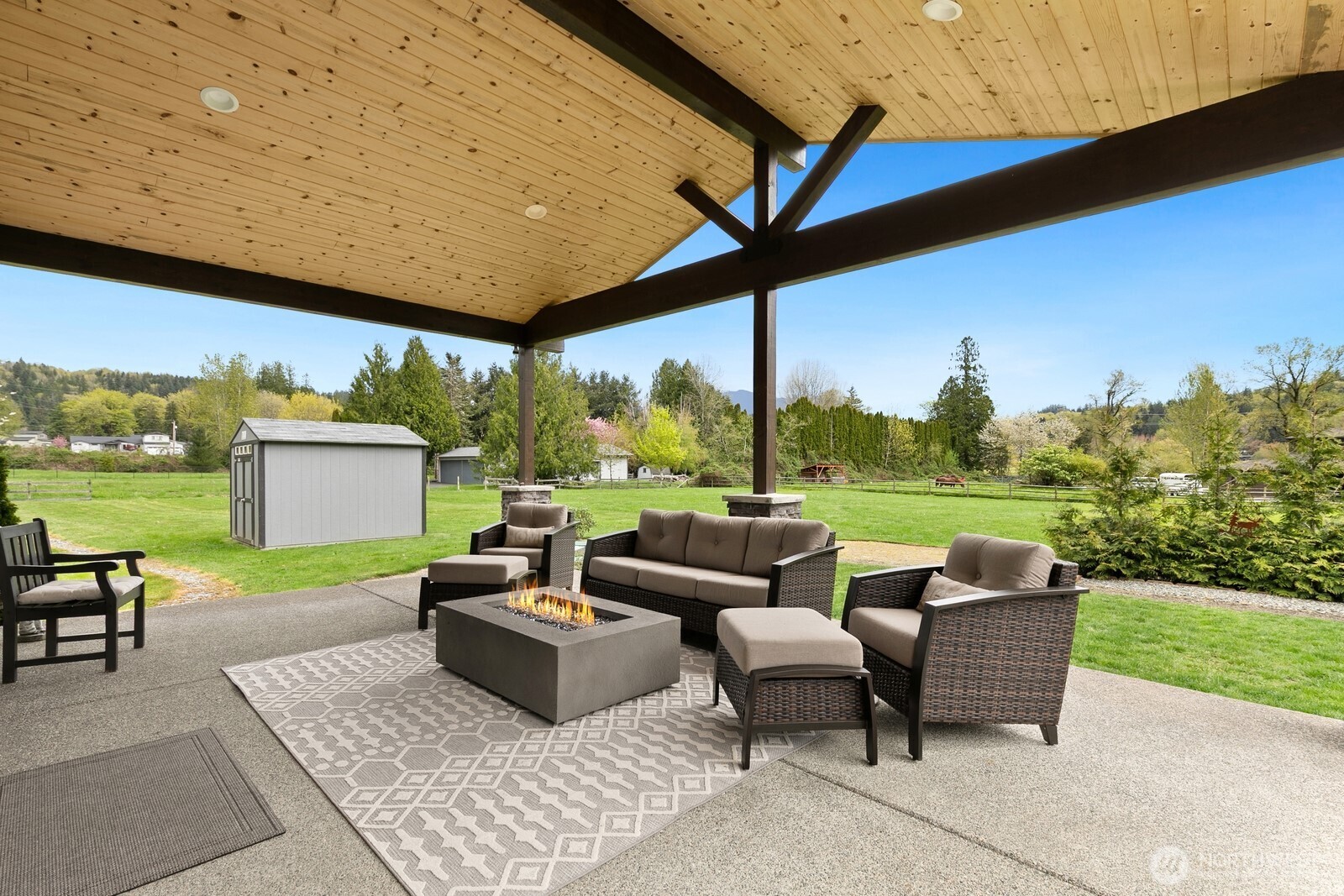 35945 SE 49th Street , Fall City, WA 98024