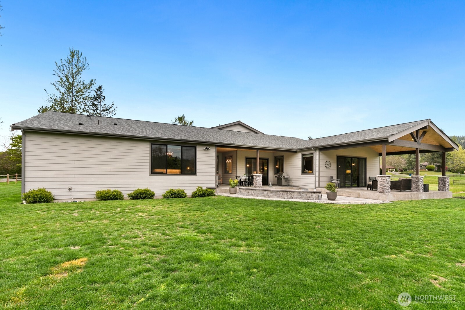 35945 SE 49th Street , Fall City, WA 98024