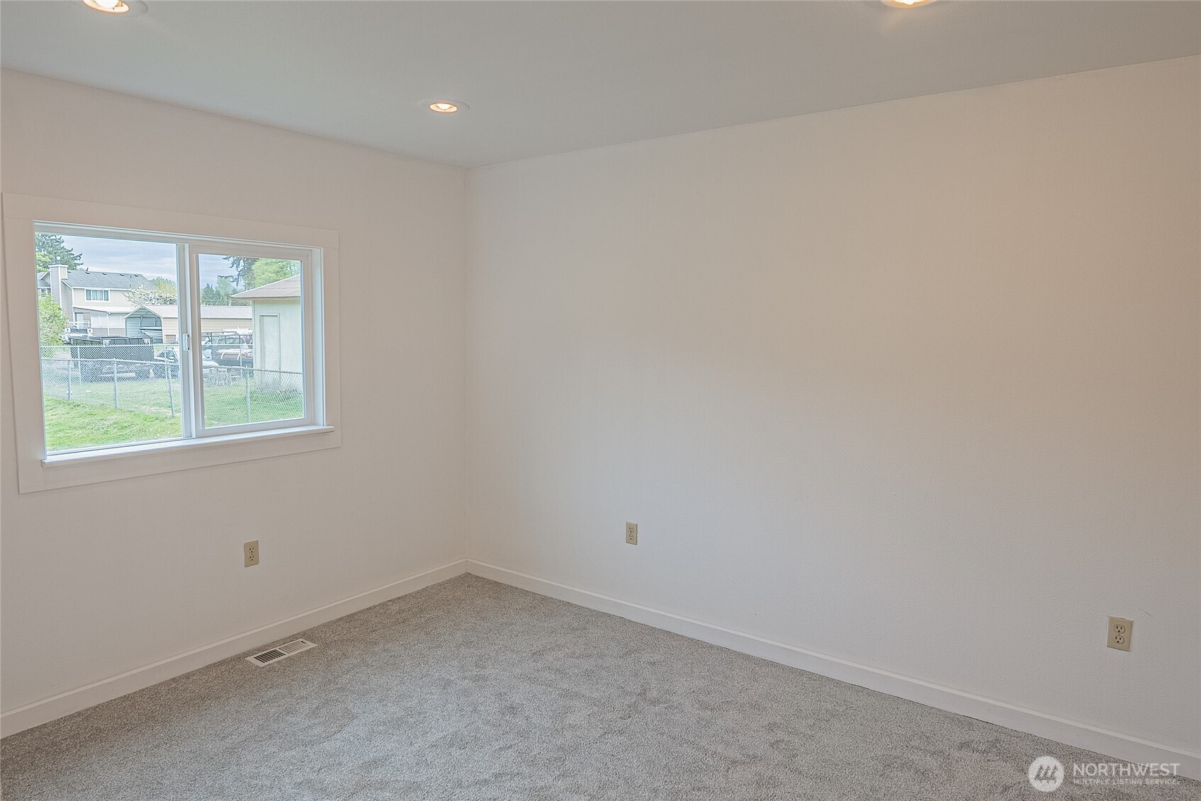 150 R Street SE, Auburn, WA 98002-5810