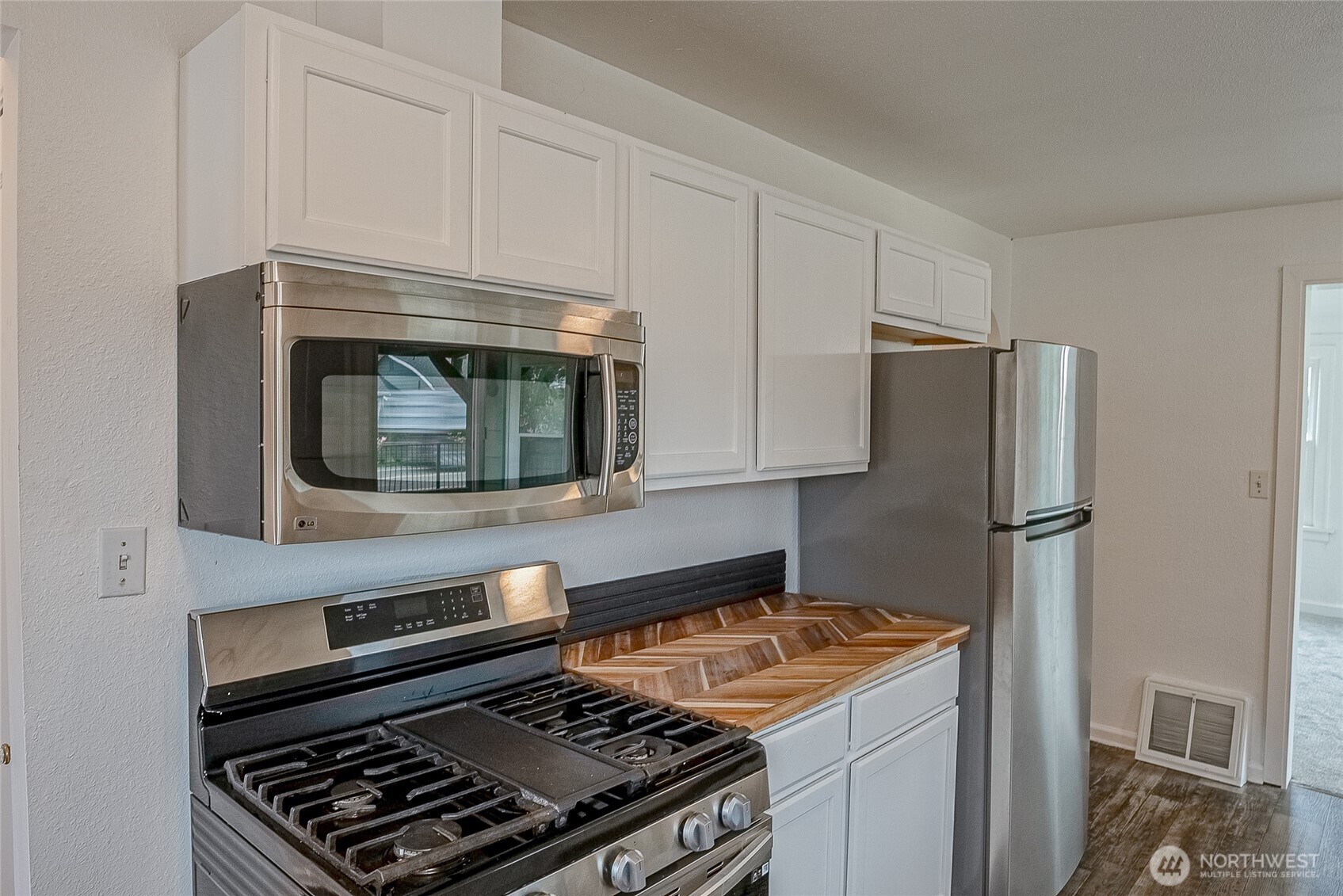 150 R Street SE, Auburn, WA 98002-5810
