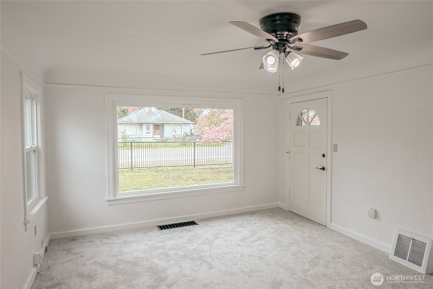150 R Street SE, Auburn, WA 98002-5810