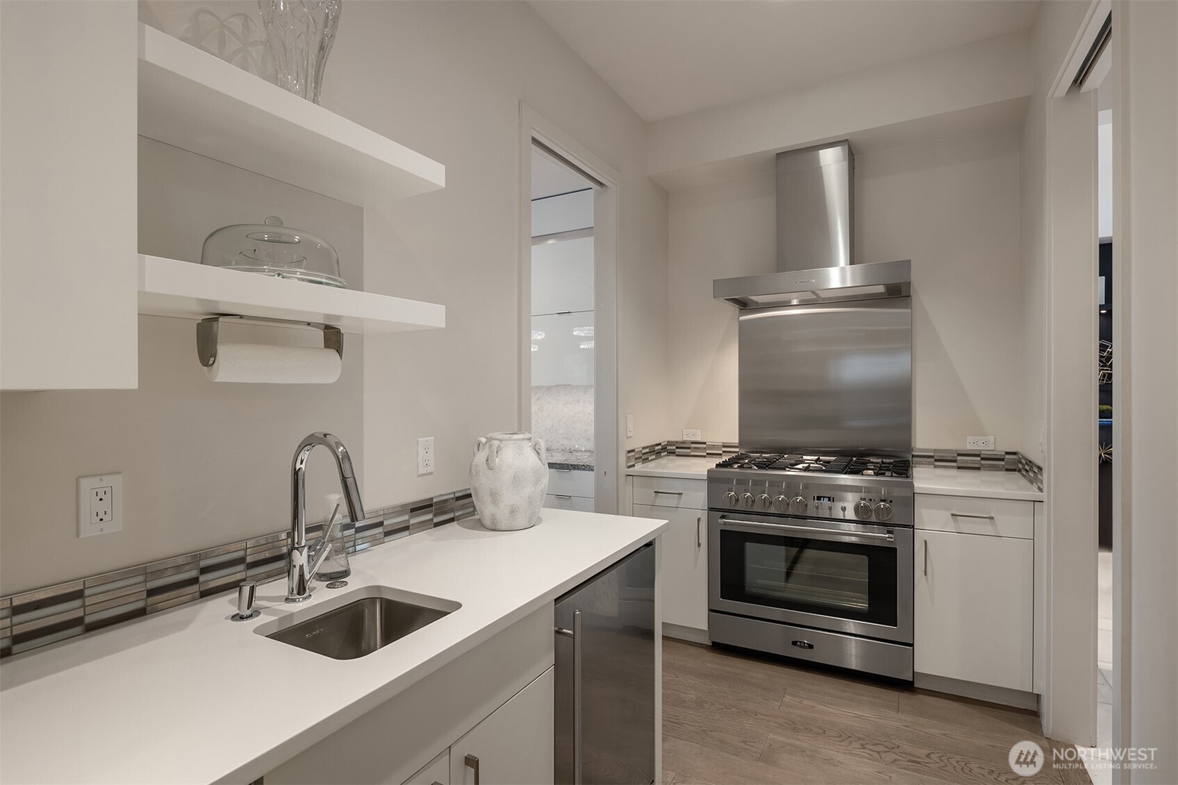 209 Northside Road , Bellevue, WA 98004