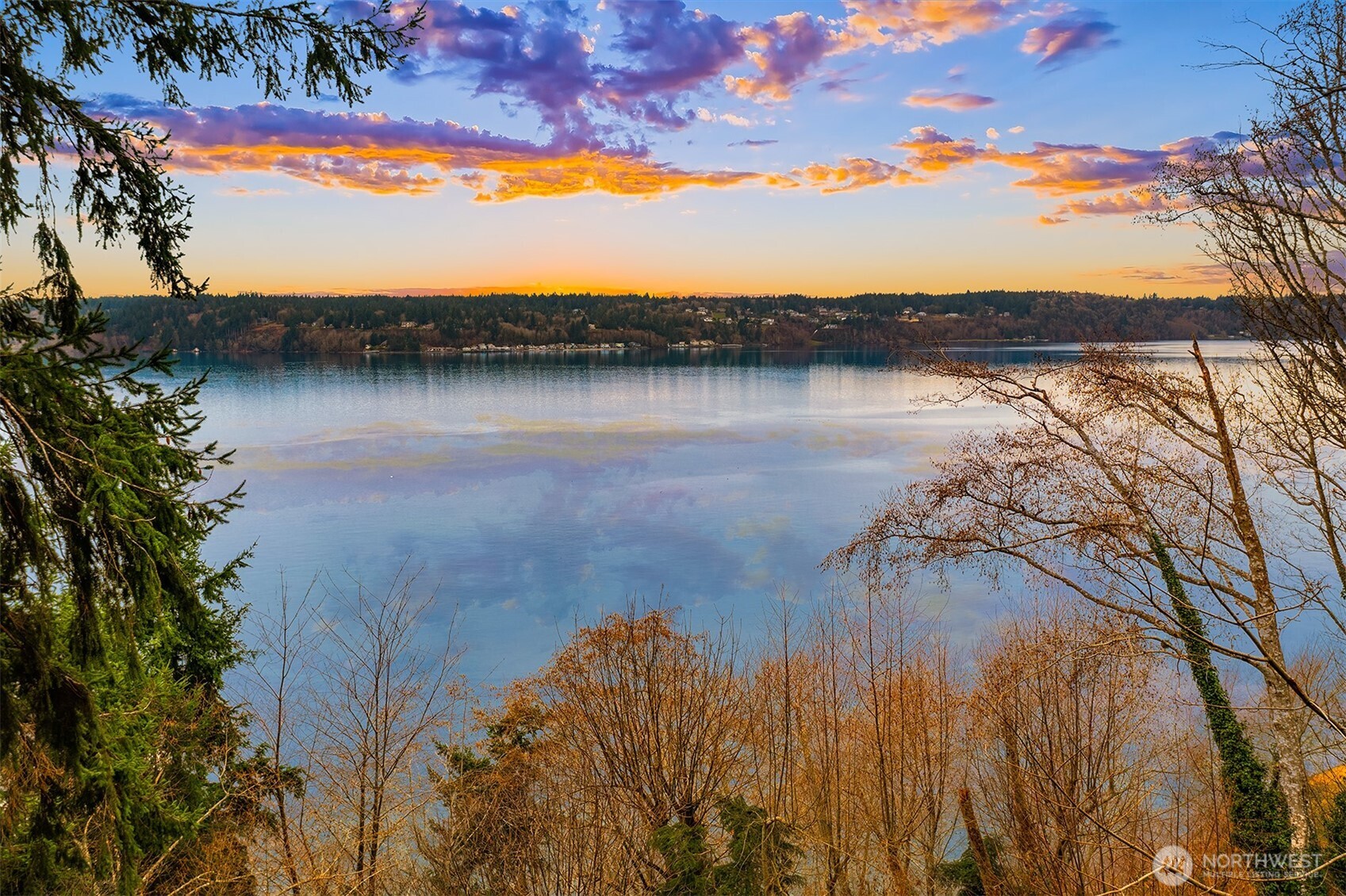 13843 SW 248th Street , Vashon, WA 98070