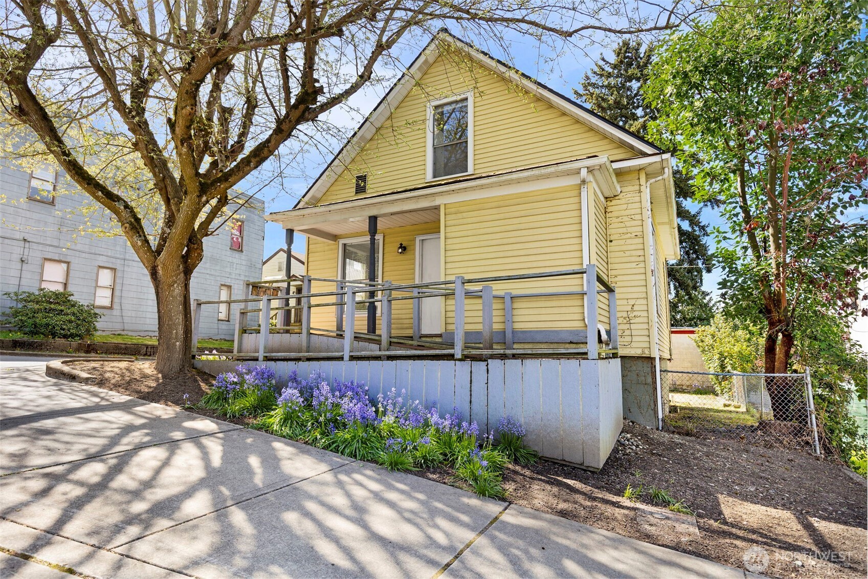 1203 Pacific Avenue , Bremerton, WA 98337