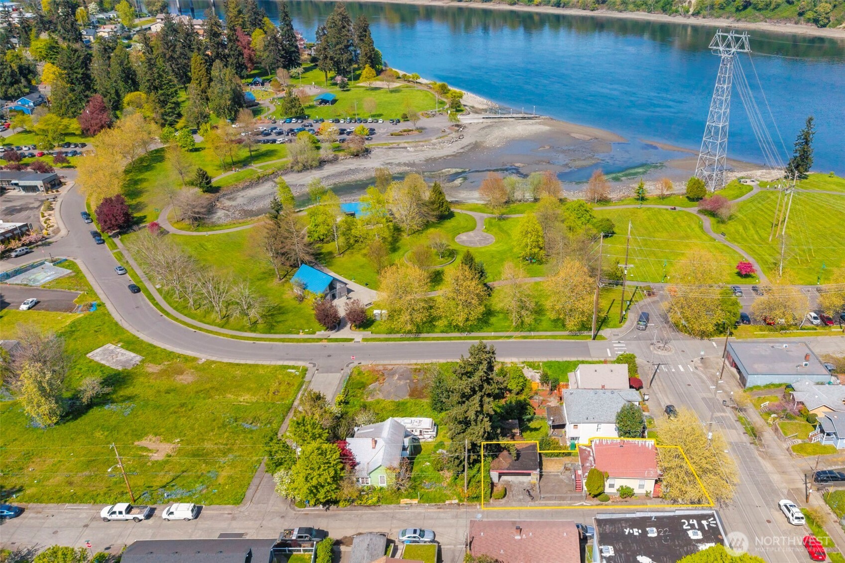 1203 Pacific Avenue , Bremerton, WA 98337