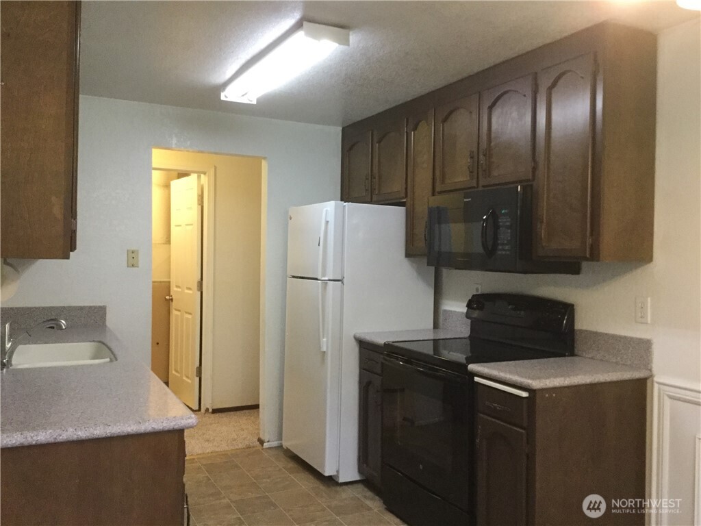 9905 48th Avenue W, Mukilteo, WA 98275