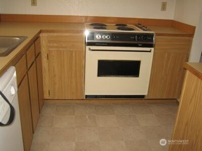 10135 NE 137th Place #11, Kirkland, WA 98034
