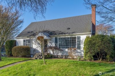 1403 18th Avenue , Longview, WA 98632