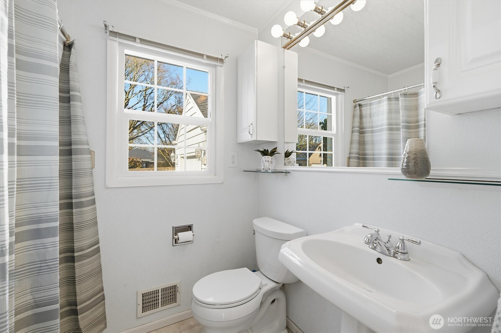 1403 18th Avenue , Longview, WA 98632
