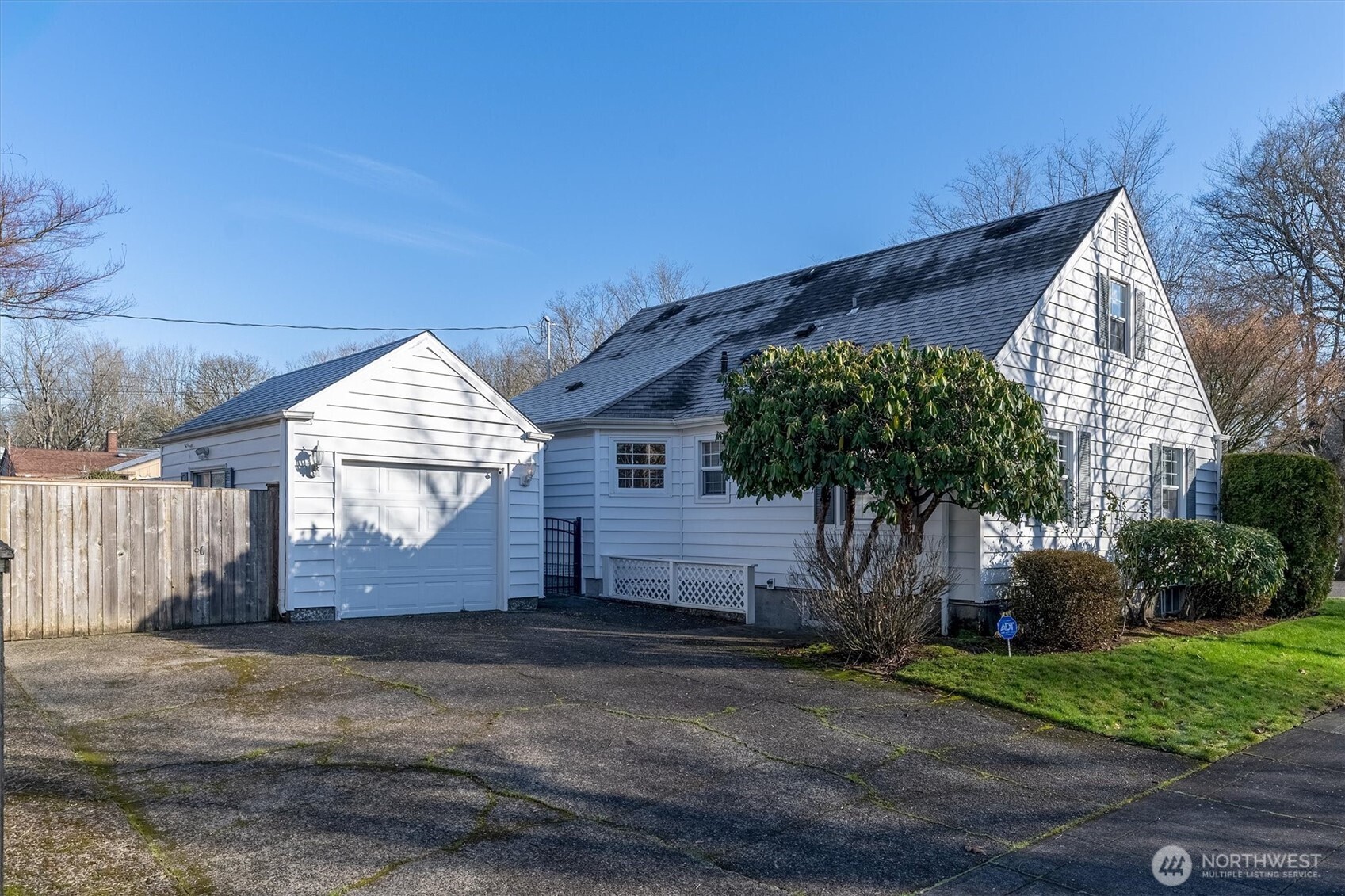 1403 18th Avenue , Longview, WA 98632