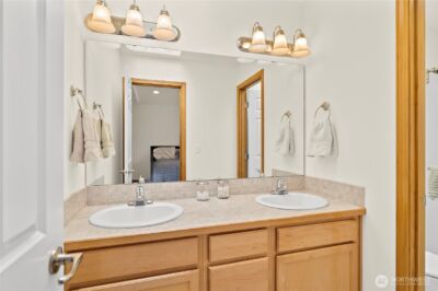 26907 121st pl SE , Kent, WA 98030 - Photo 23