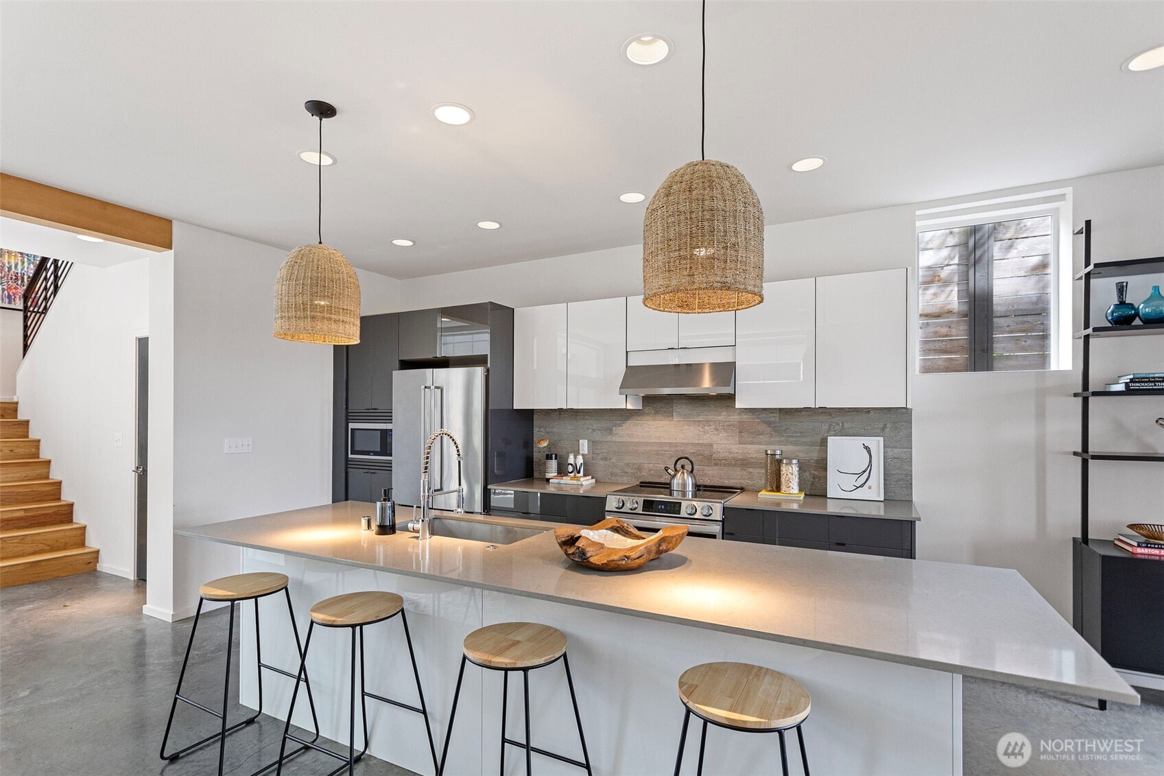 3918 S Hudson Street , Seattle, WA 98118