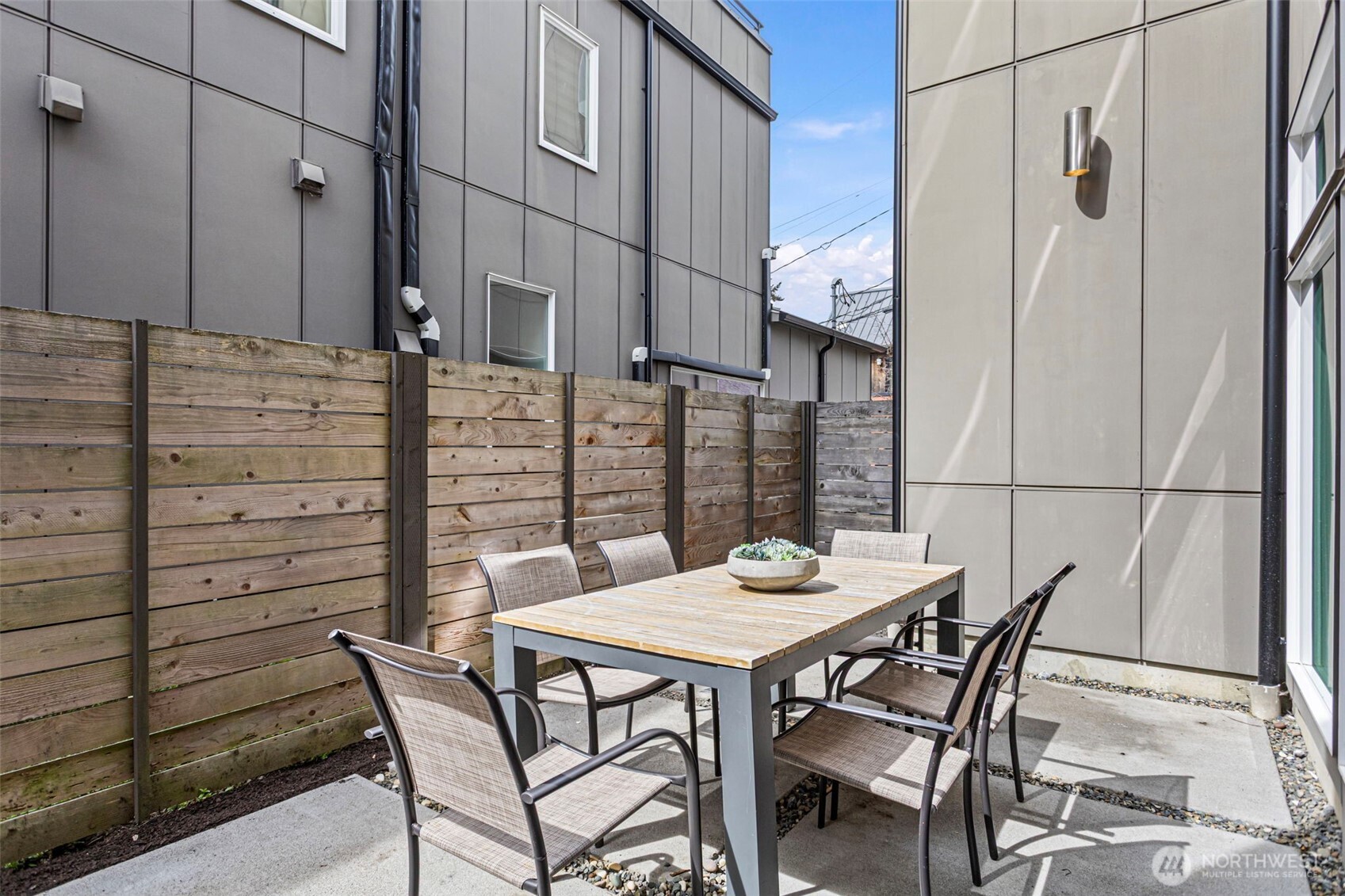 3918 S Hudson Street , Seattle, WA 98118