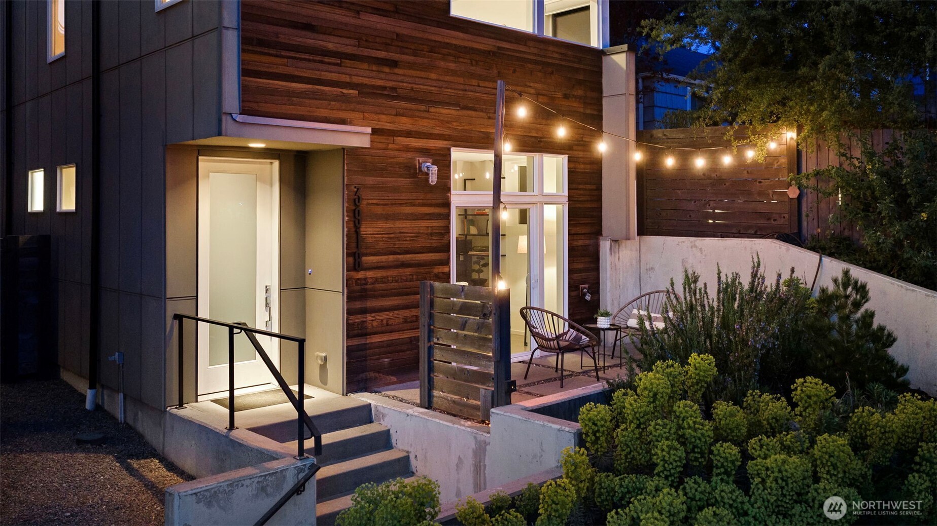 3918 S Hudson Street , Seattle, WA 98118