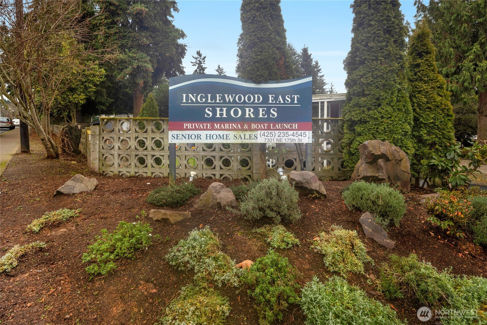 7301 NE 175th St Street #209, Kenmore, WA 98028
