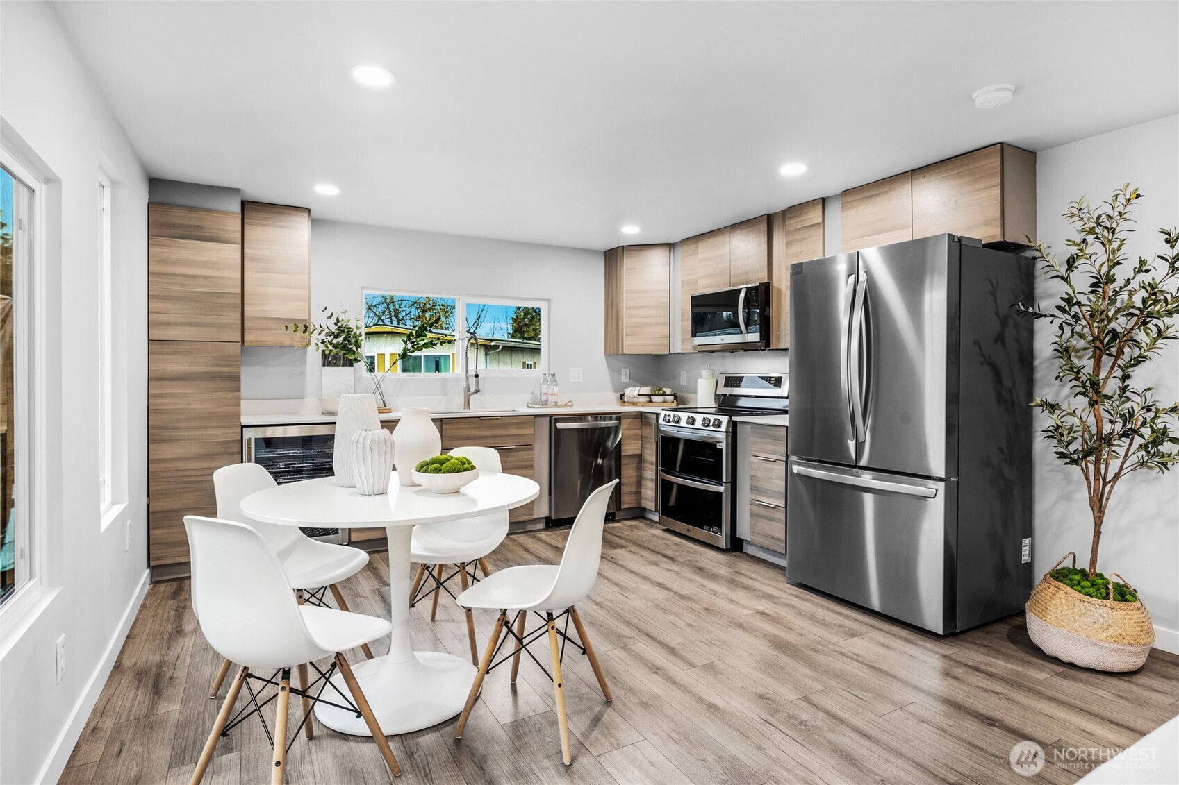 7301 NE 175th St Street #209, Kenmore, WA 98028