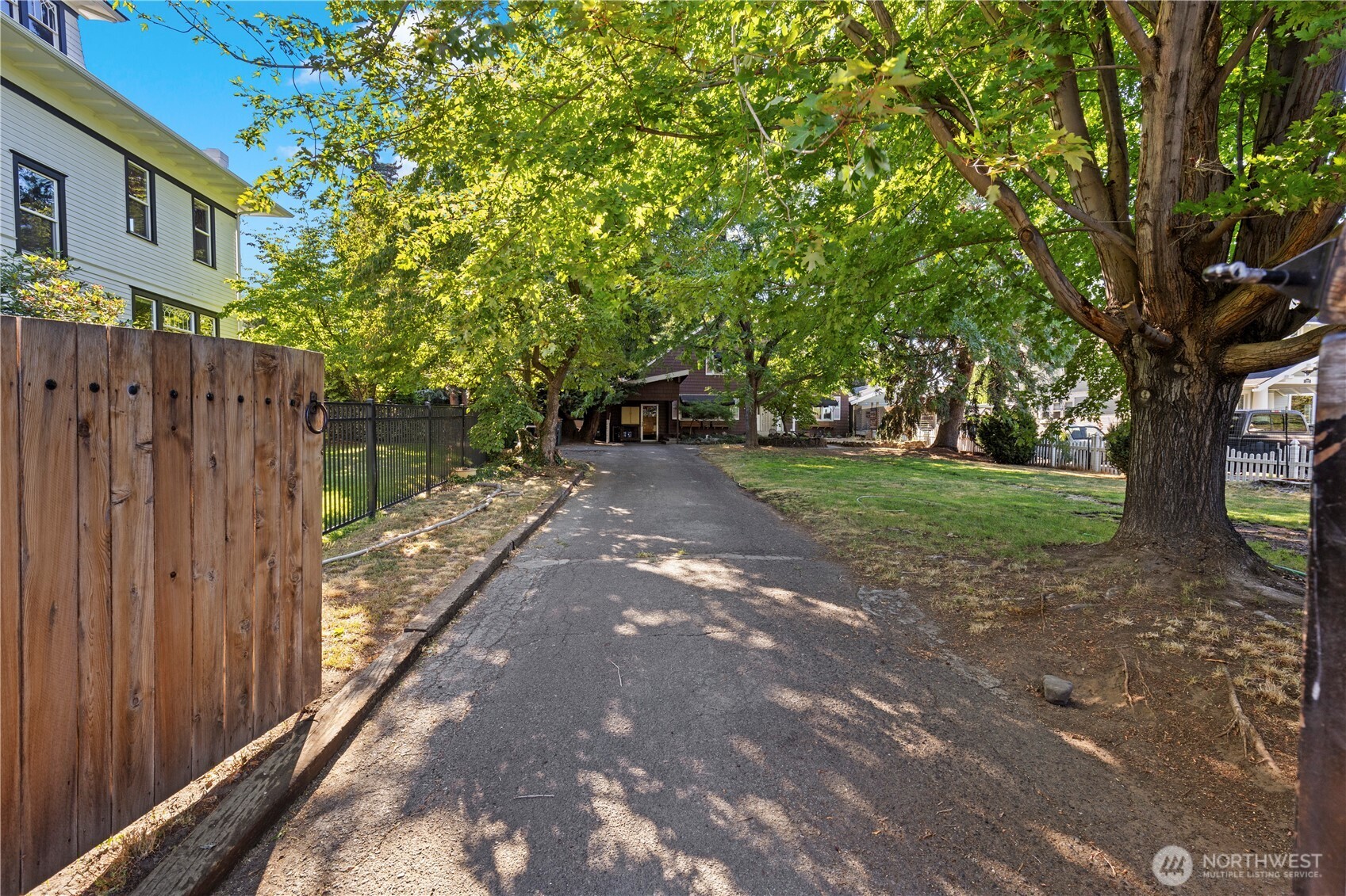 120 Park Avenue , Yakima, WA 98902