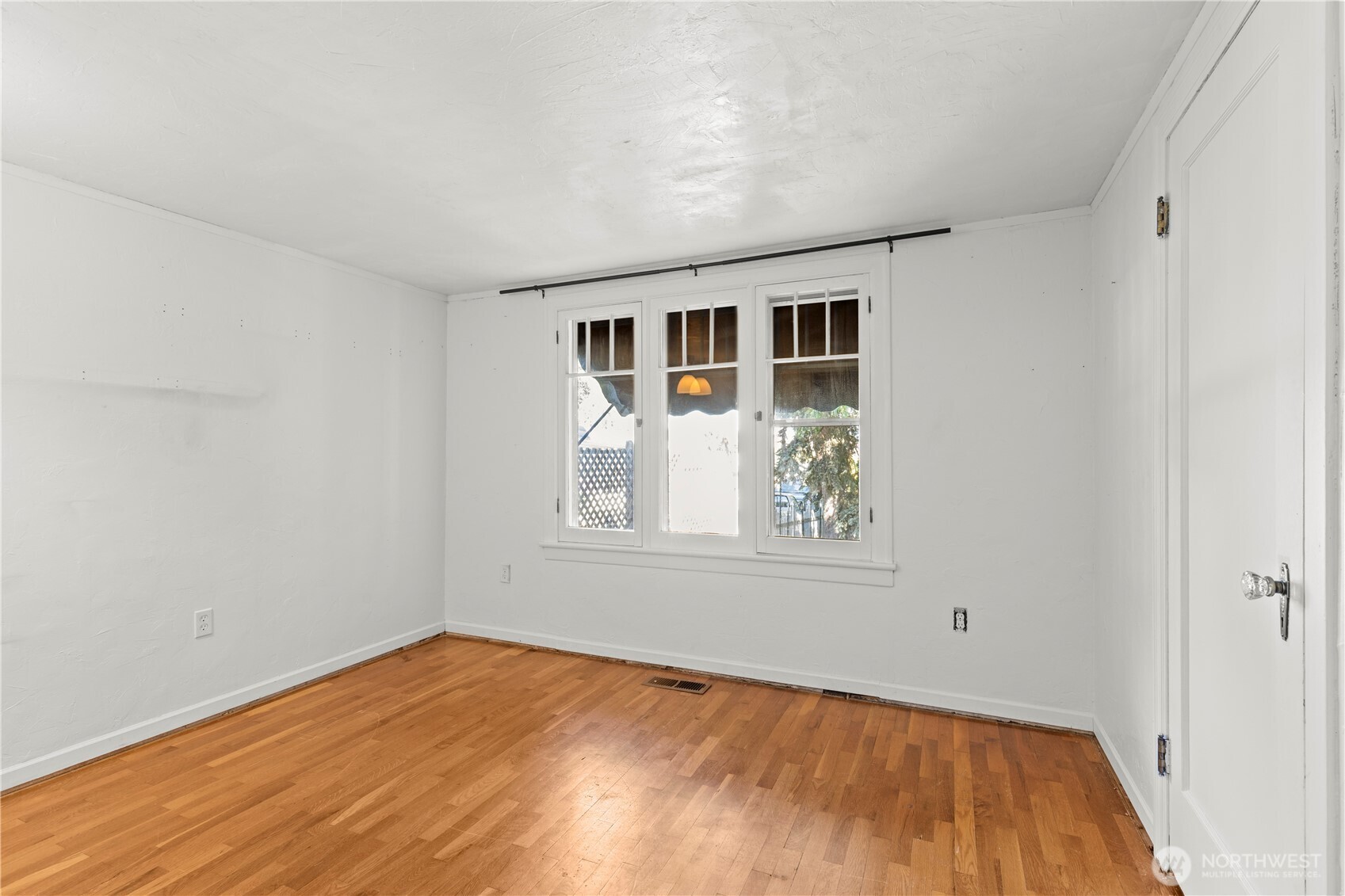 120 Park Avenue , Yakima, WA 98902