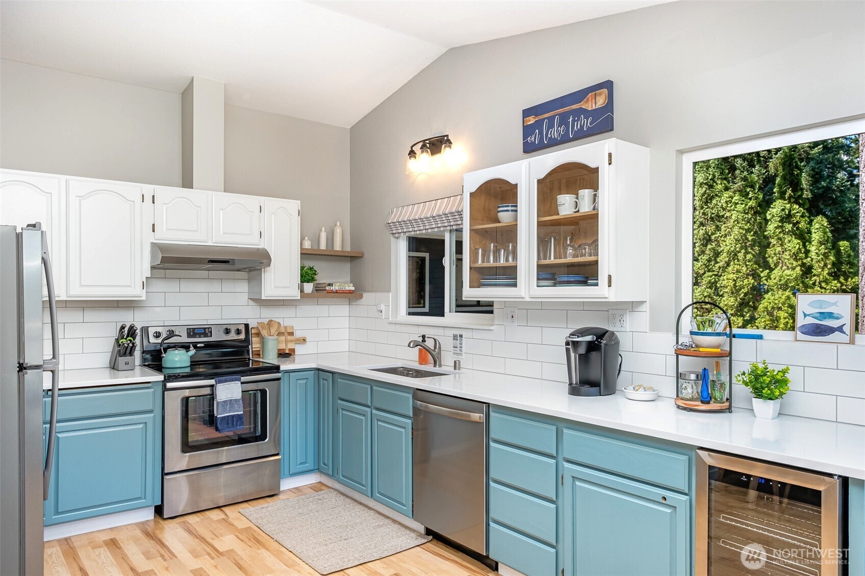 2181 E Trails End Drive , Belfair, WA 98528