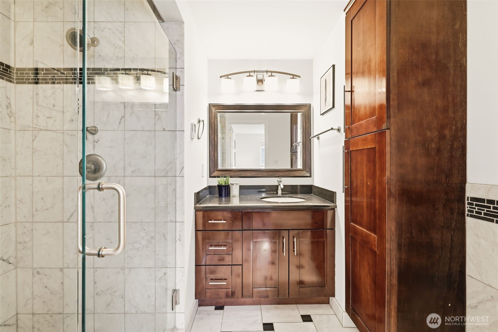 422 159th Place SE, Bellevue, WA 98008