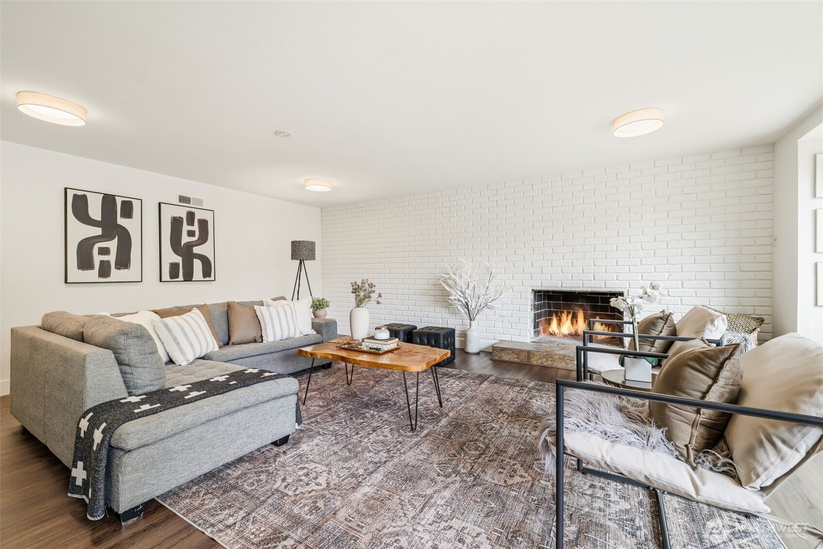 422 159th Place SE, Bellevue, WA 98008