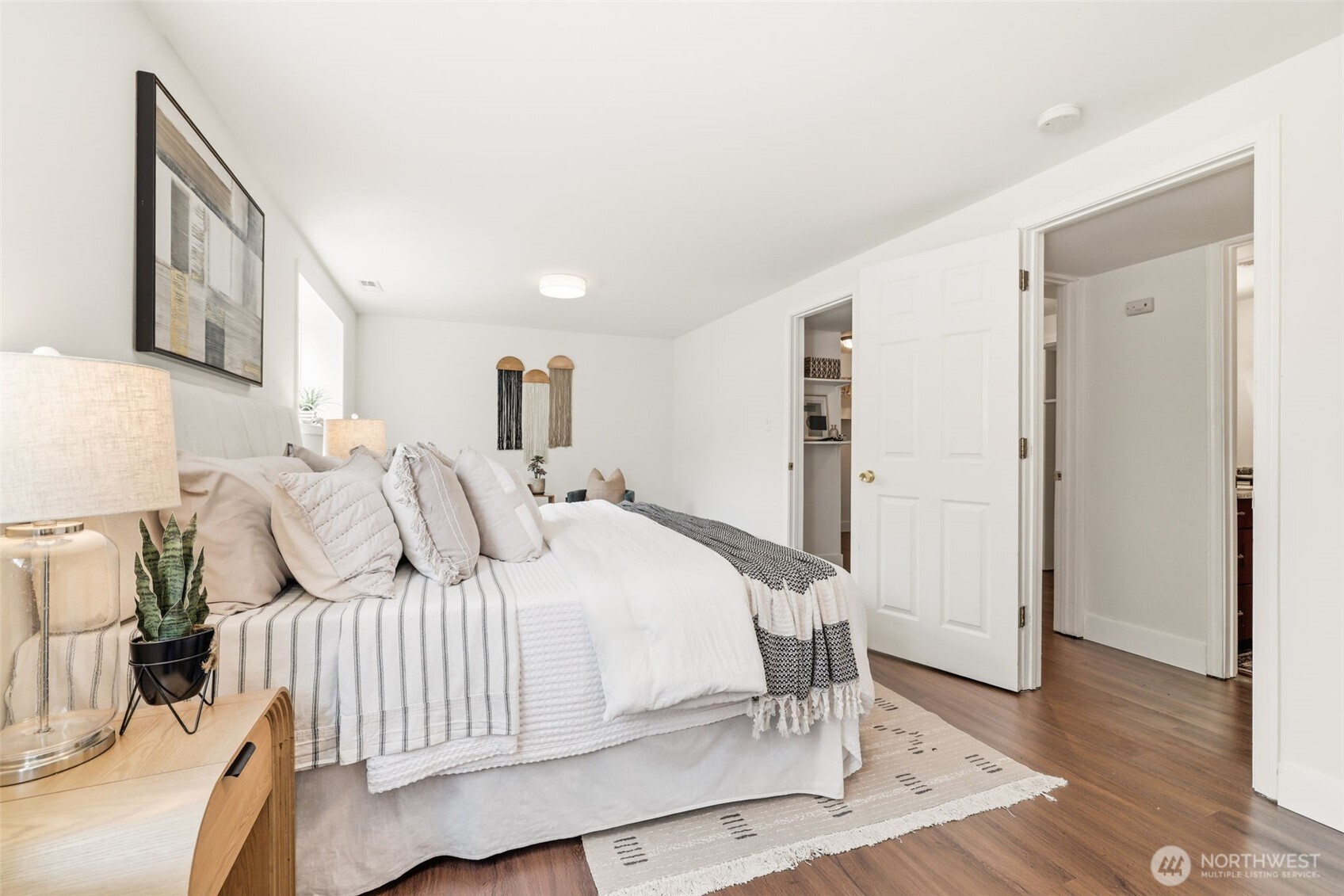 422 159th Place SE, Bellevue, WA 98008