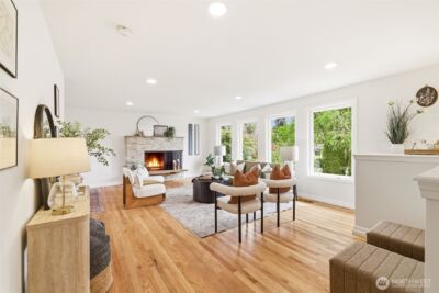 422 159th Place SE, Bellevue, WA 98008 - Photo 5
