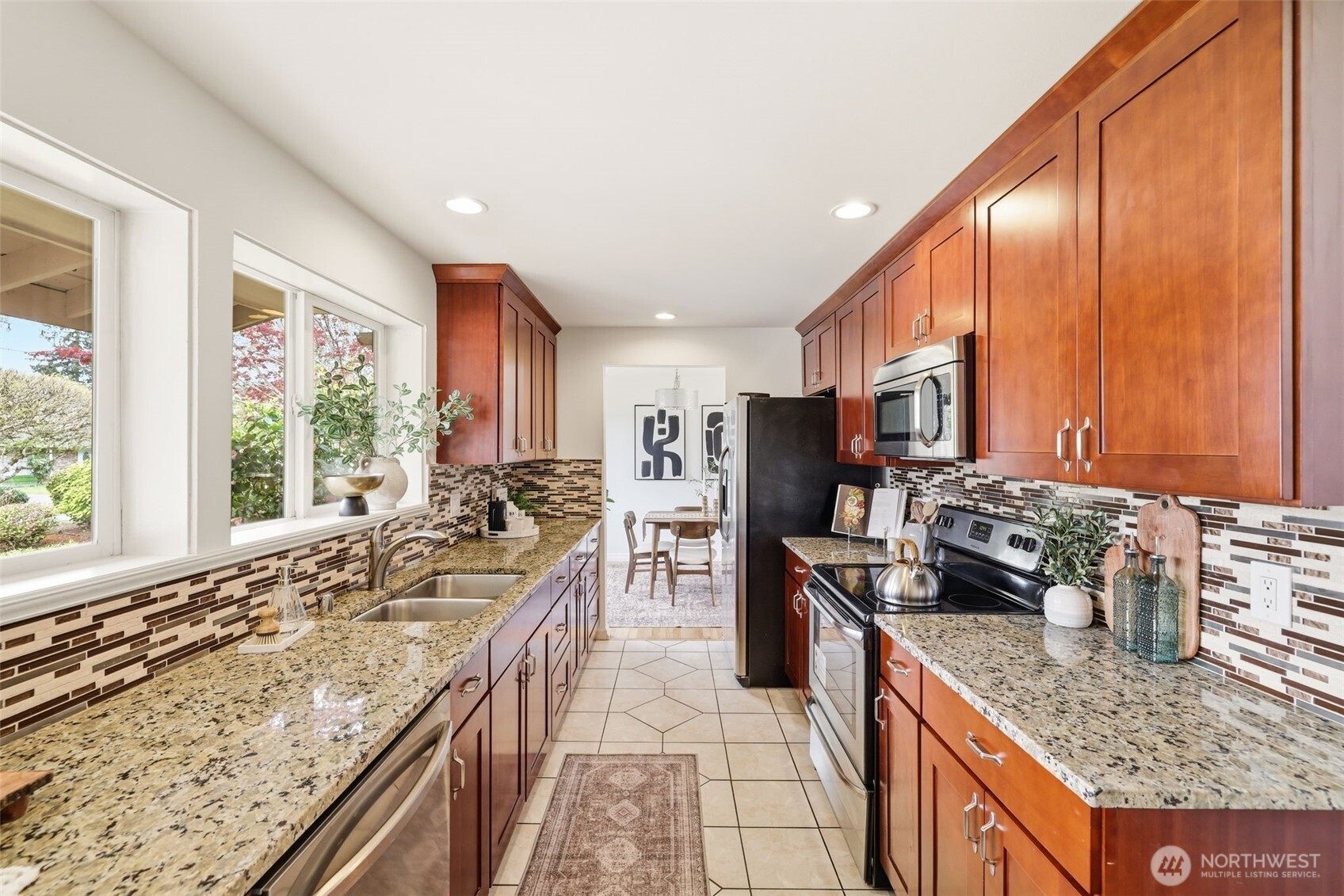 422 159th Place SE, Bellevue, WA 98008