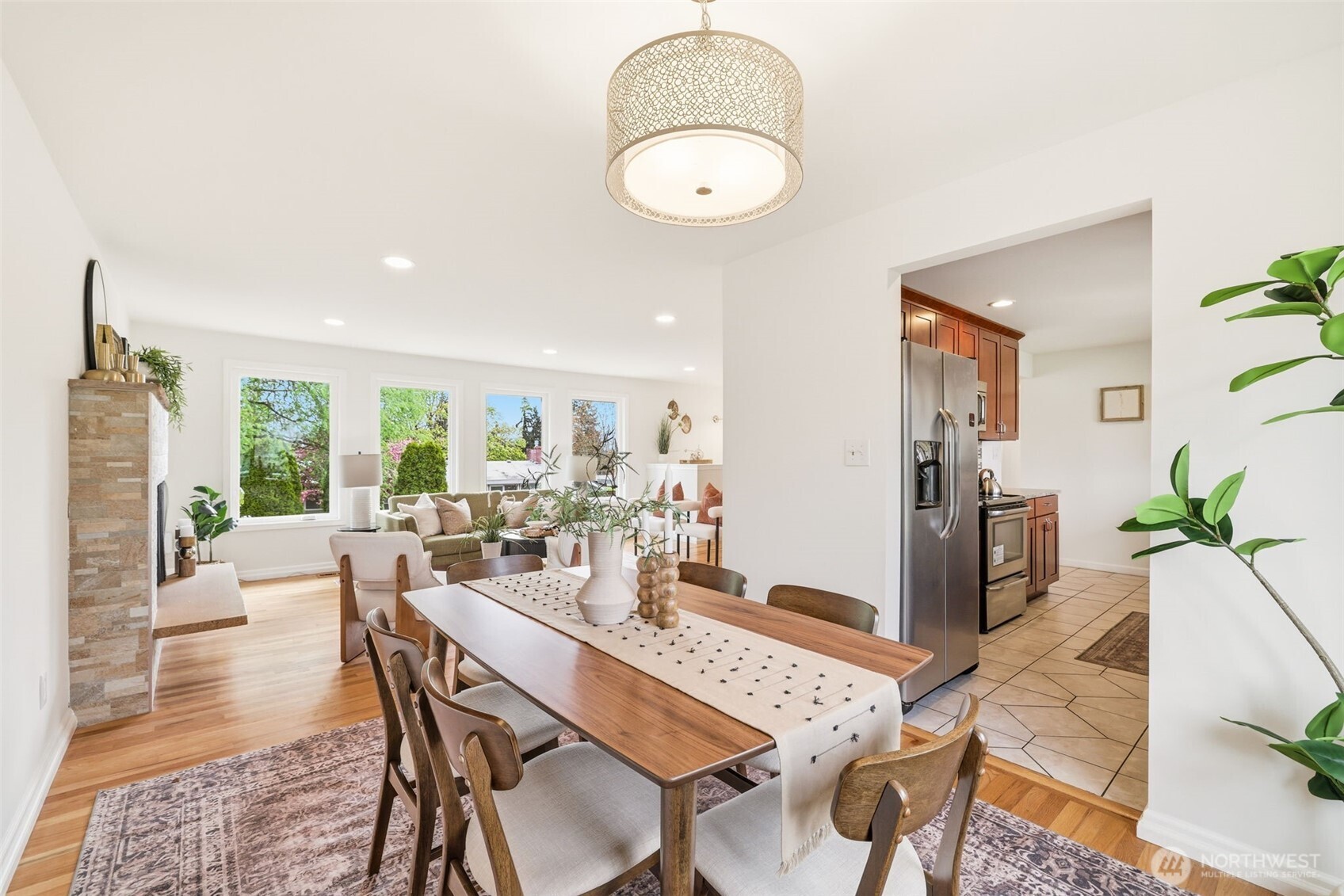 422 159th Place SE, Bellevue, WA 98008