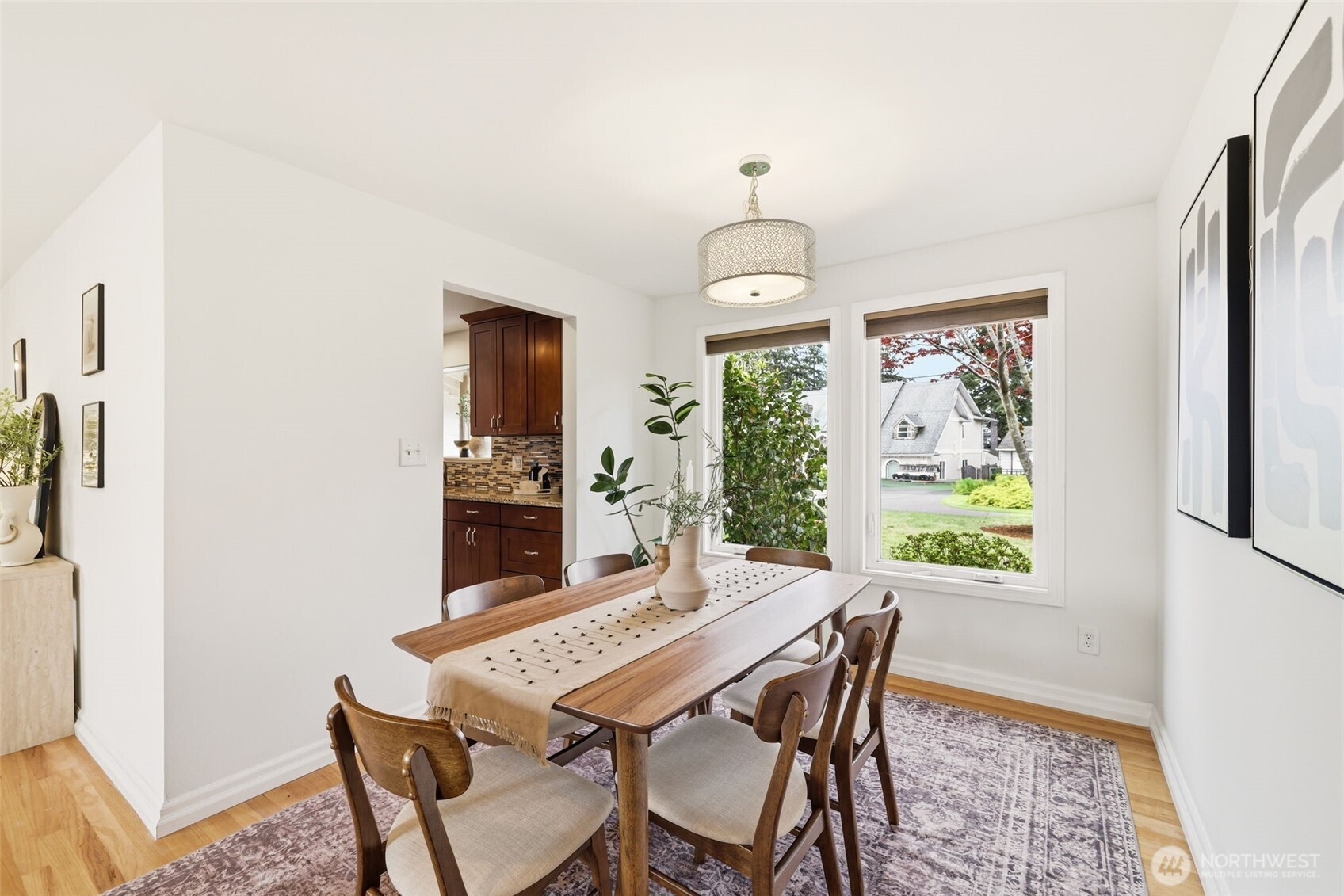 422 159th Place SE, Bellevue, WA 98008