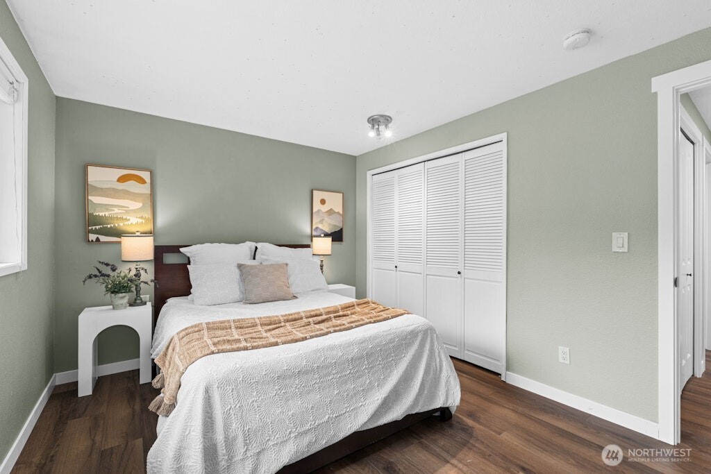 26100 SE 225th Place , Maple Valley, WA 98038