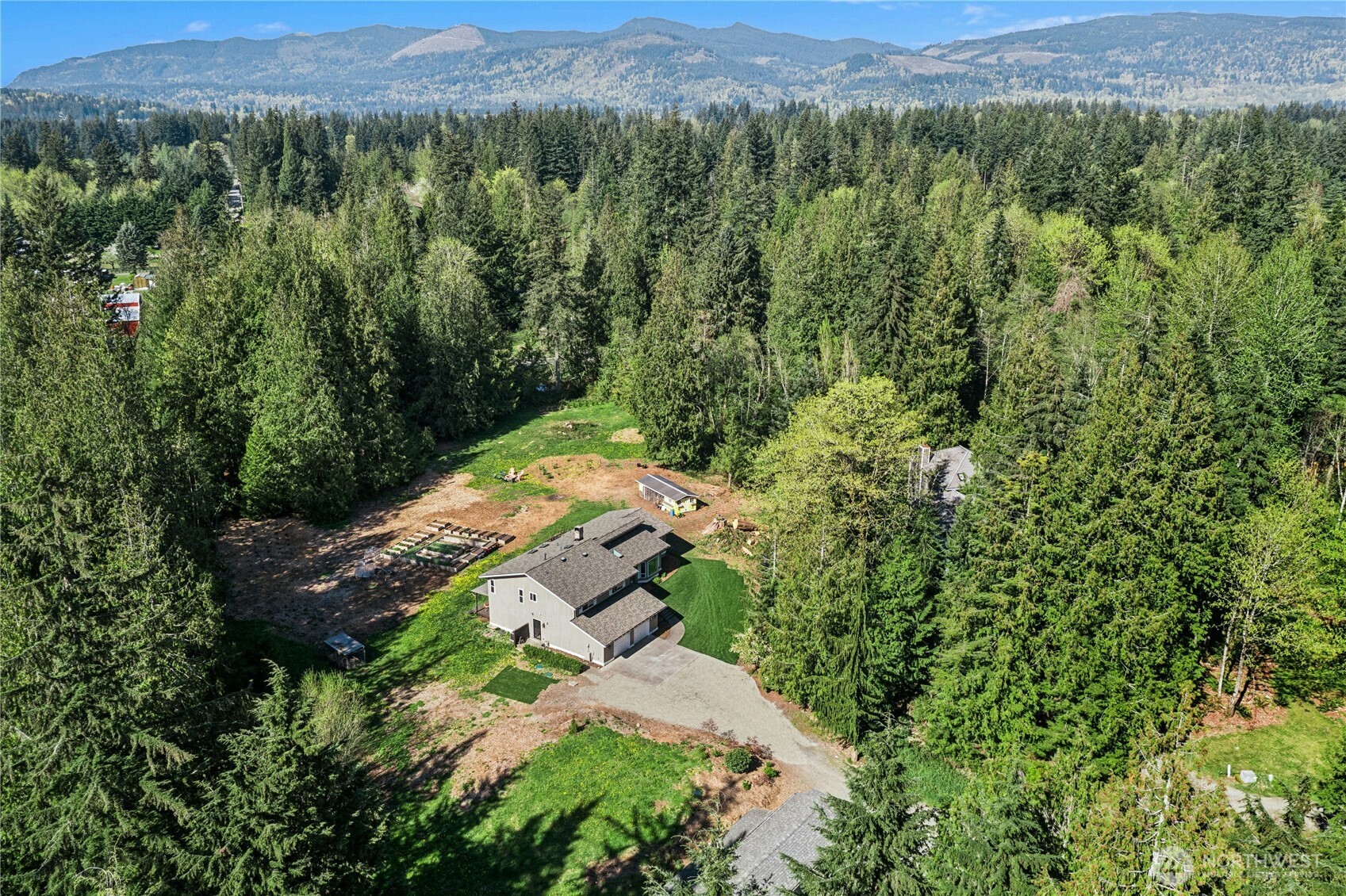 26100 SE 225th Place , Maple Valley, WA 98038