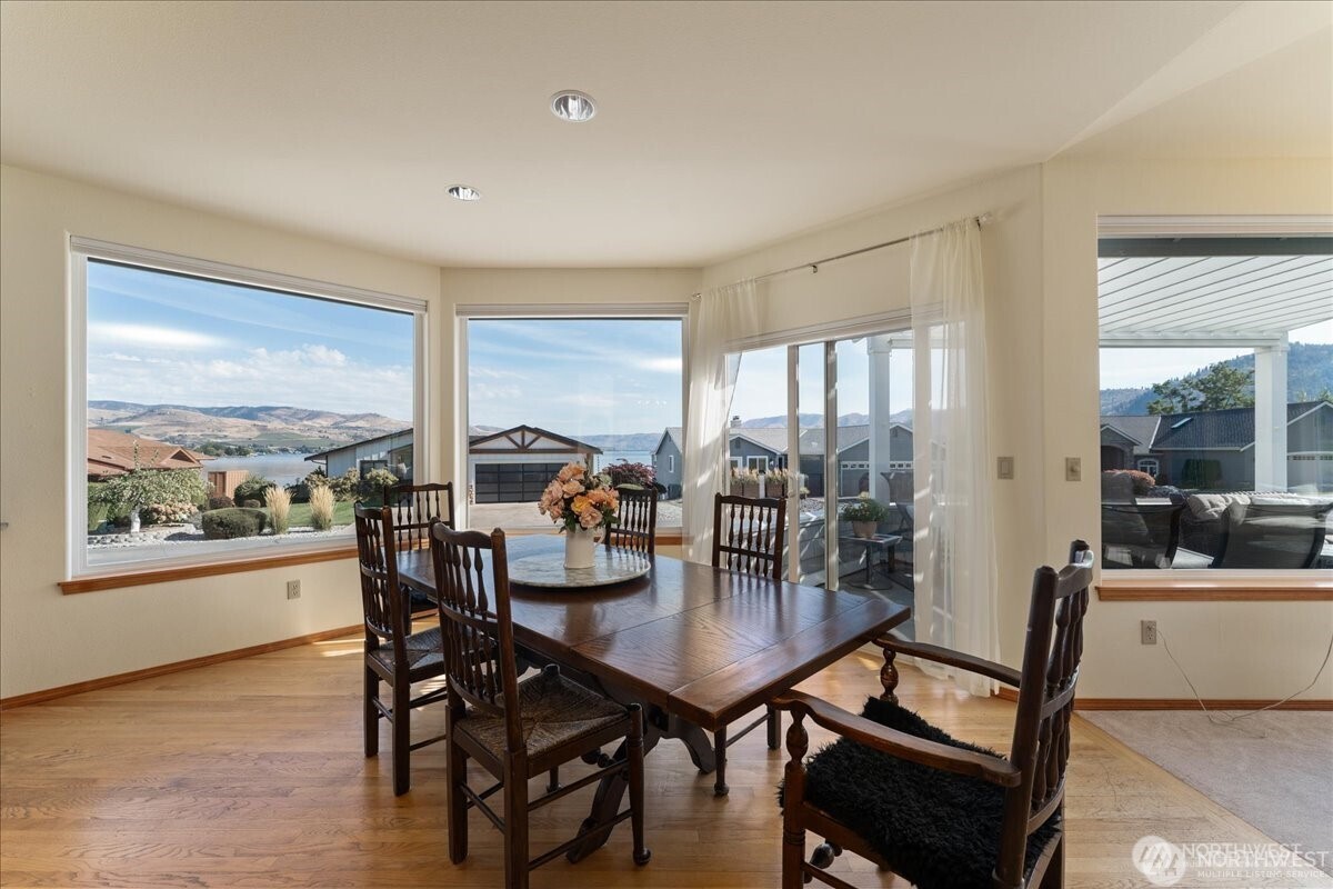 129 Chelan View Drive , Manson, WA 98831