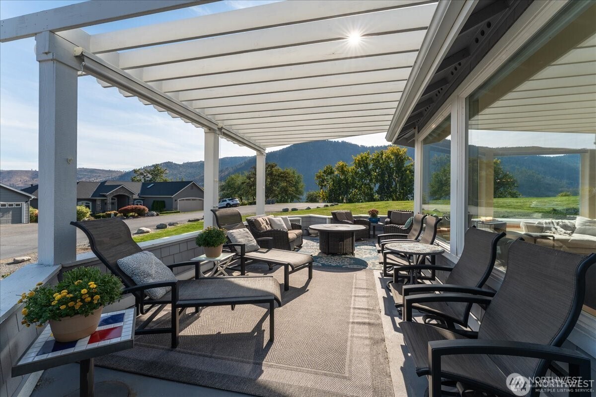 129 Chelan View Drive , Manson, WA 98831