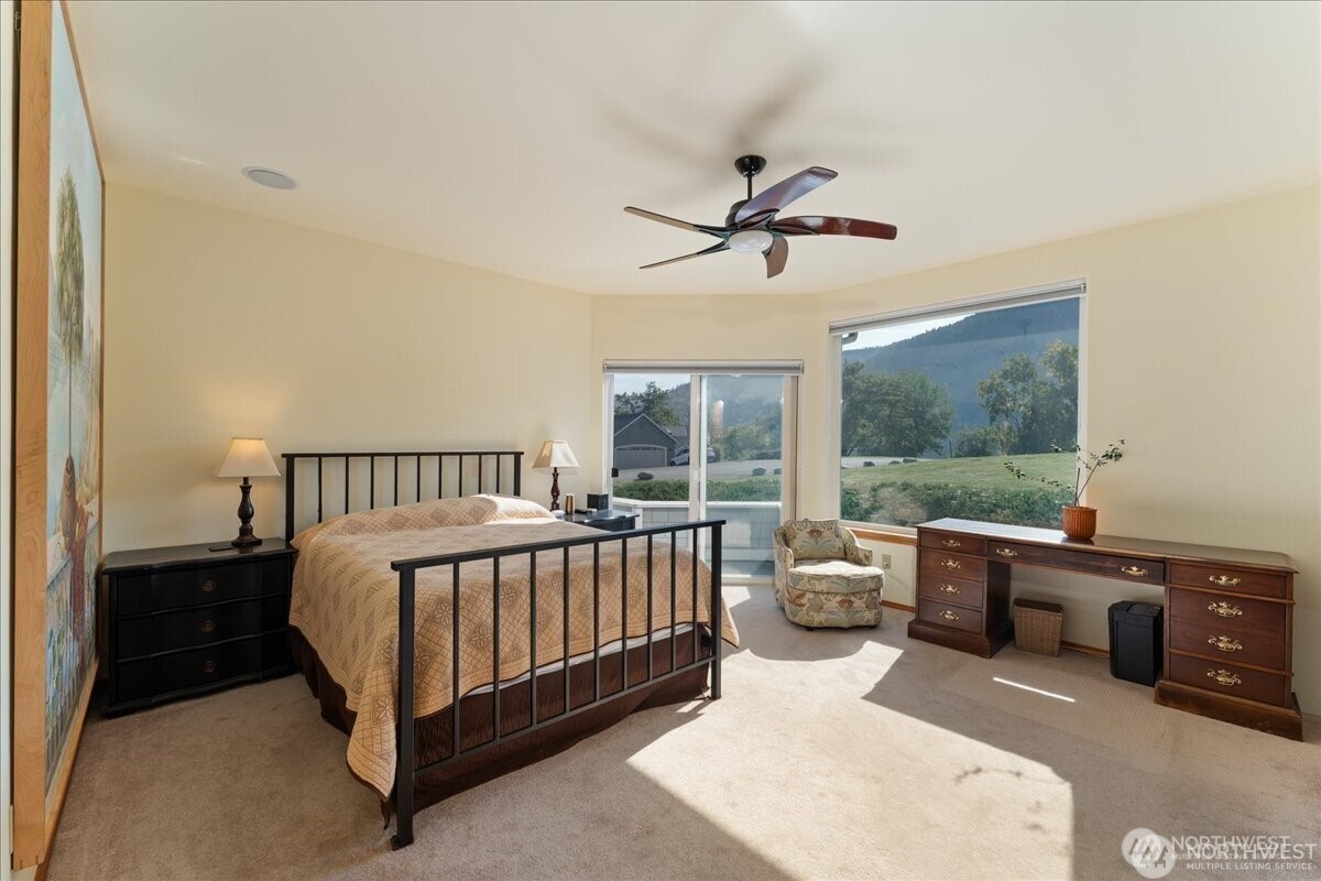 129 Chelan View Drive , Manson, WA 98831