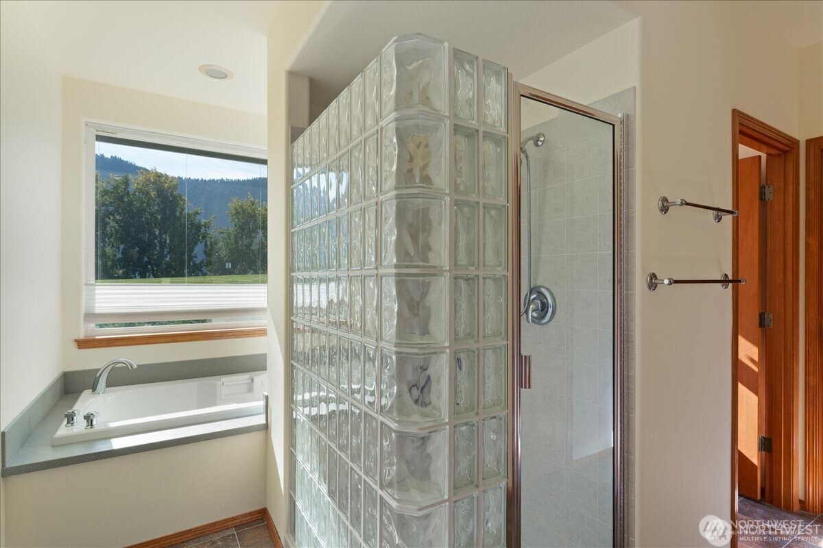 129 Chelan View Drive , Manson, WA 98831