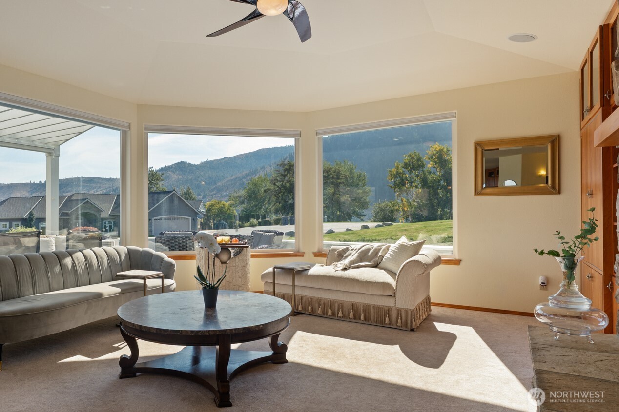 129 Chelan View Drive , Manson, WA 98831